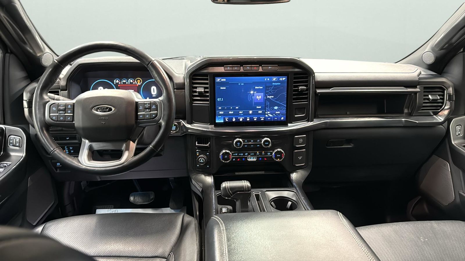 Used Car 2022 Ford F-150  Lariat For Sale Under $40,000 In Austin, Texas