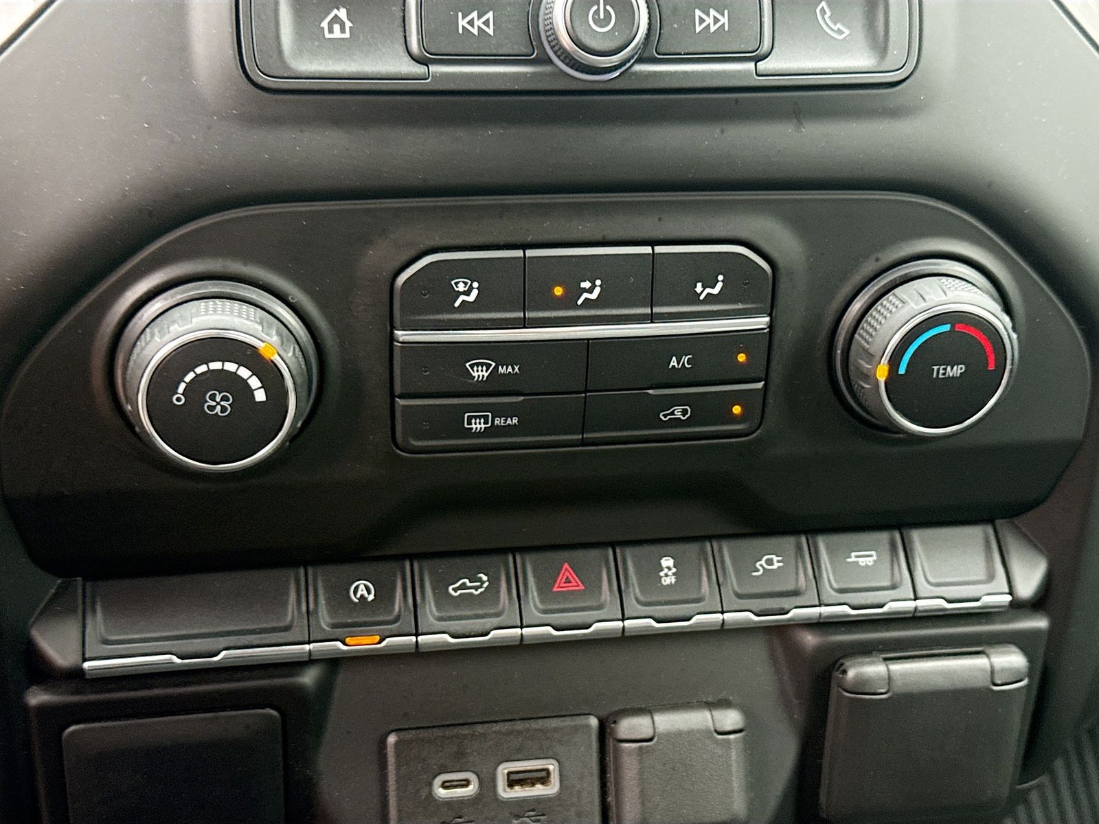 Used 2021 Black Chevrolet Custom image 15