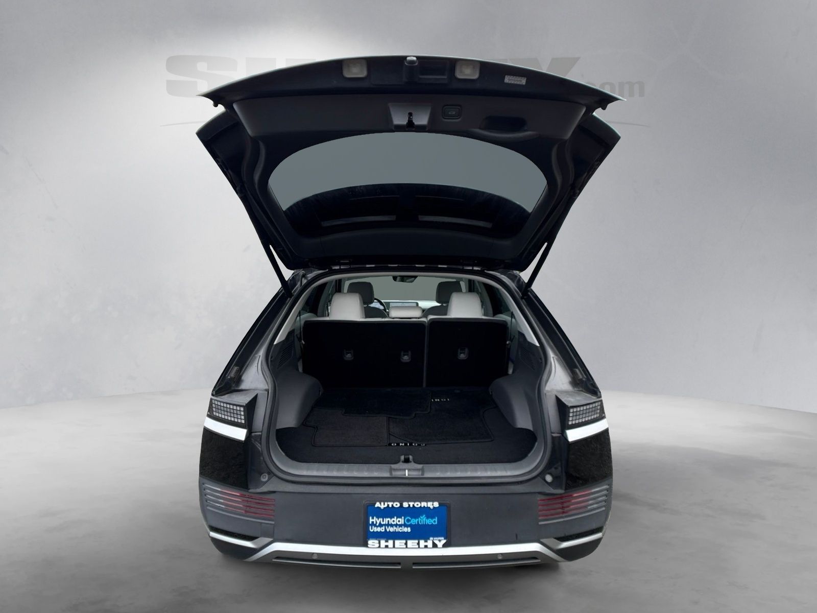 Used 2023 Black Hyundai SEL image 26