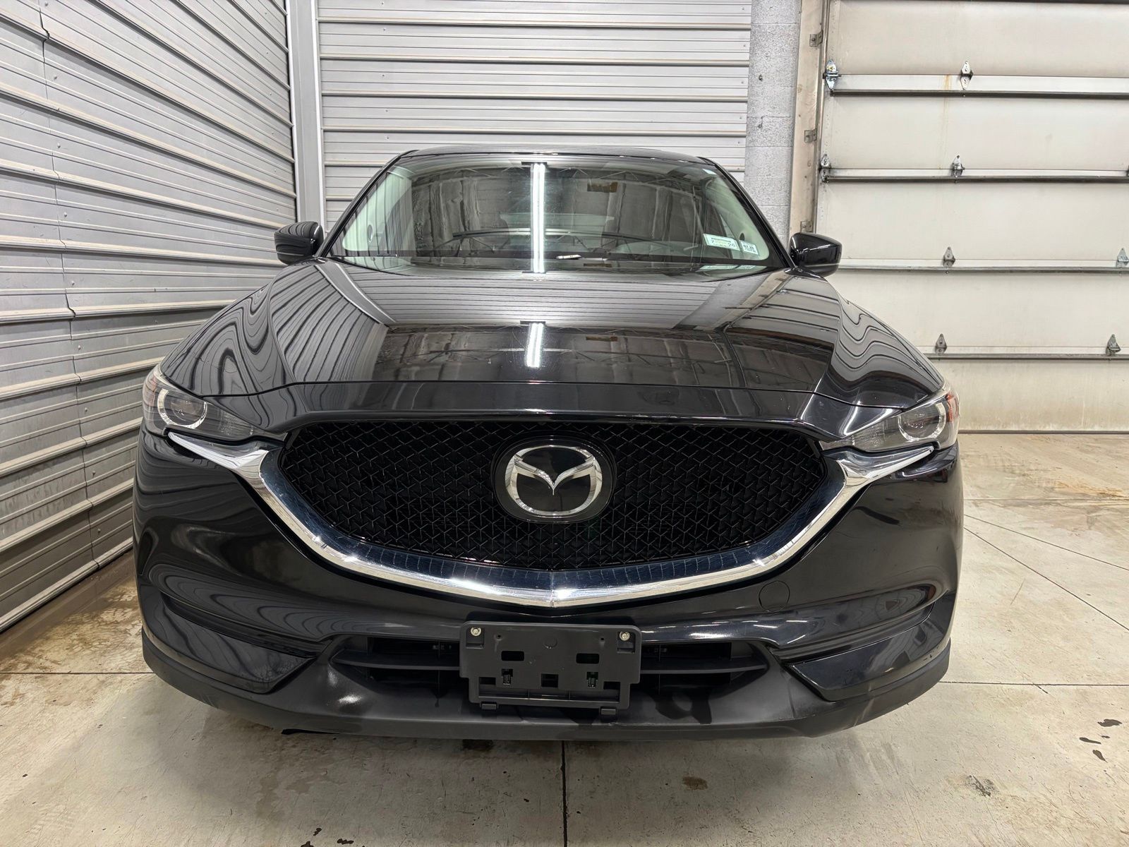 Photo 2 of 2018 Mazda CX-5 Touring