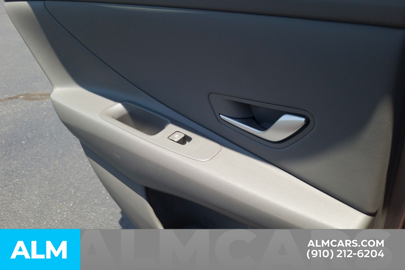 Used 2025 Fluid Metal Hyundai SEL Convenience image 24