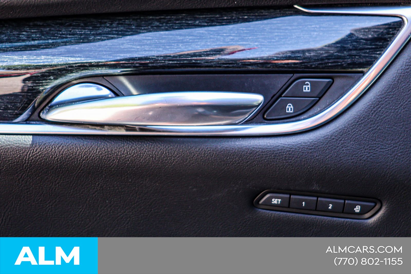 Used 2022  Cadillac Premium Luxury image 39
