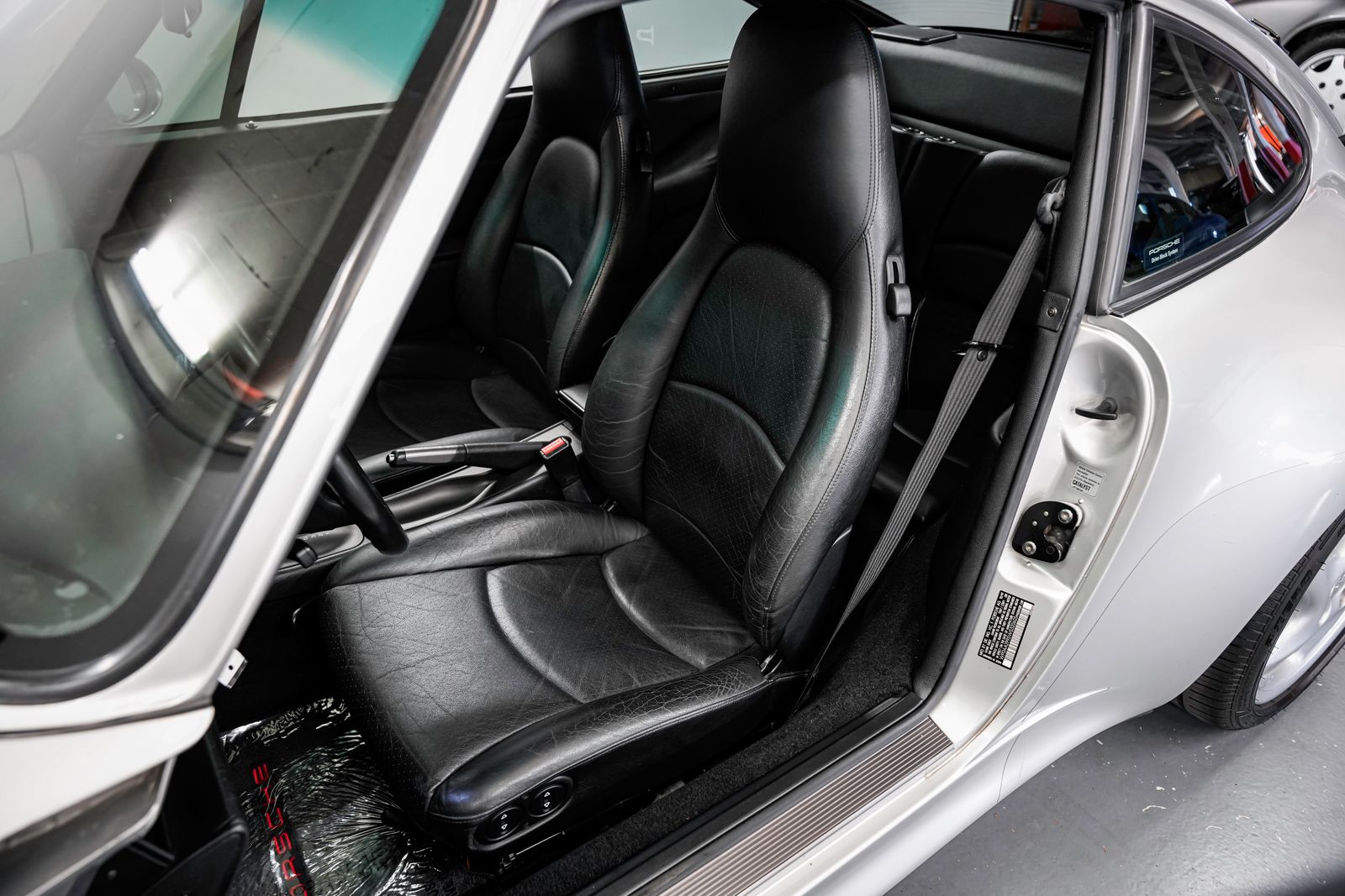 1998 Porsche 911 Carrera S — photo 20