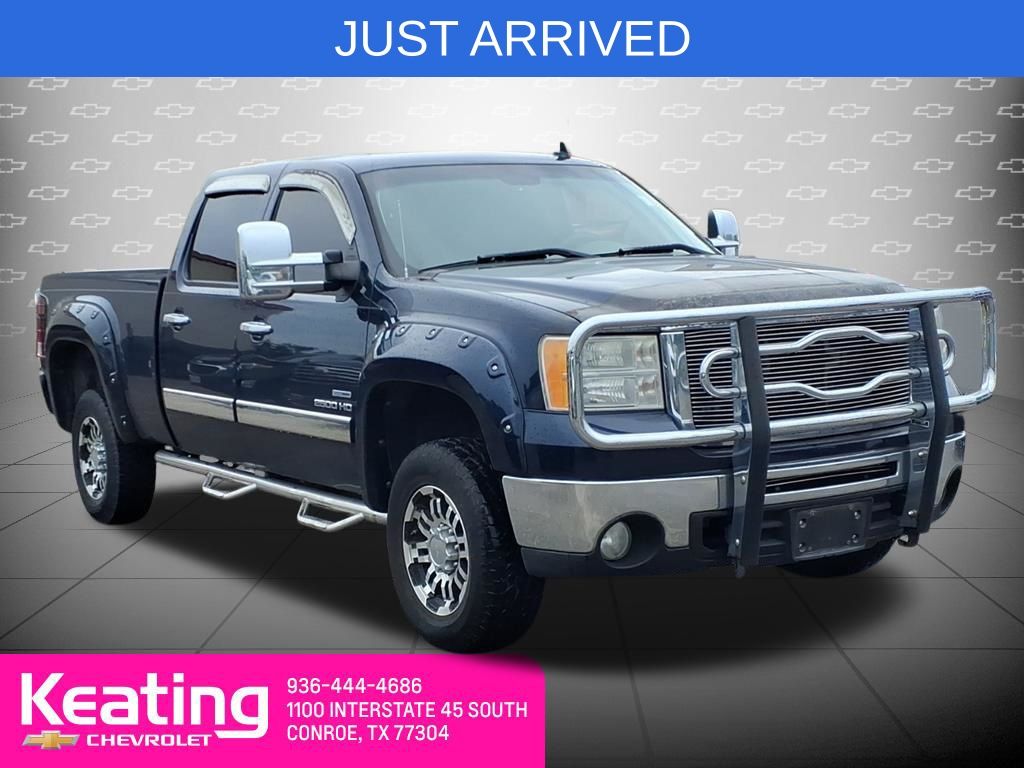 Midnight Blue Metallic 2010 GMC Sierra 2500HD Pickup Truck Four-Wheel Drive 6-Speed Automatic