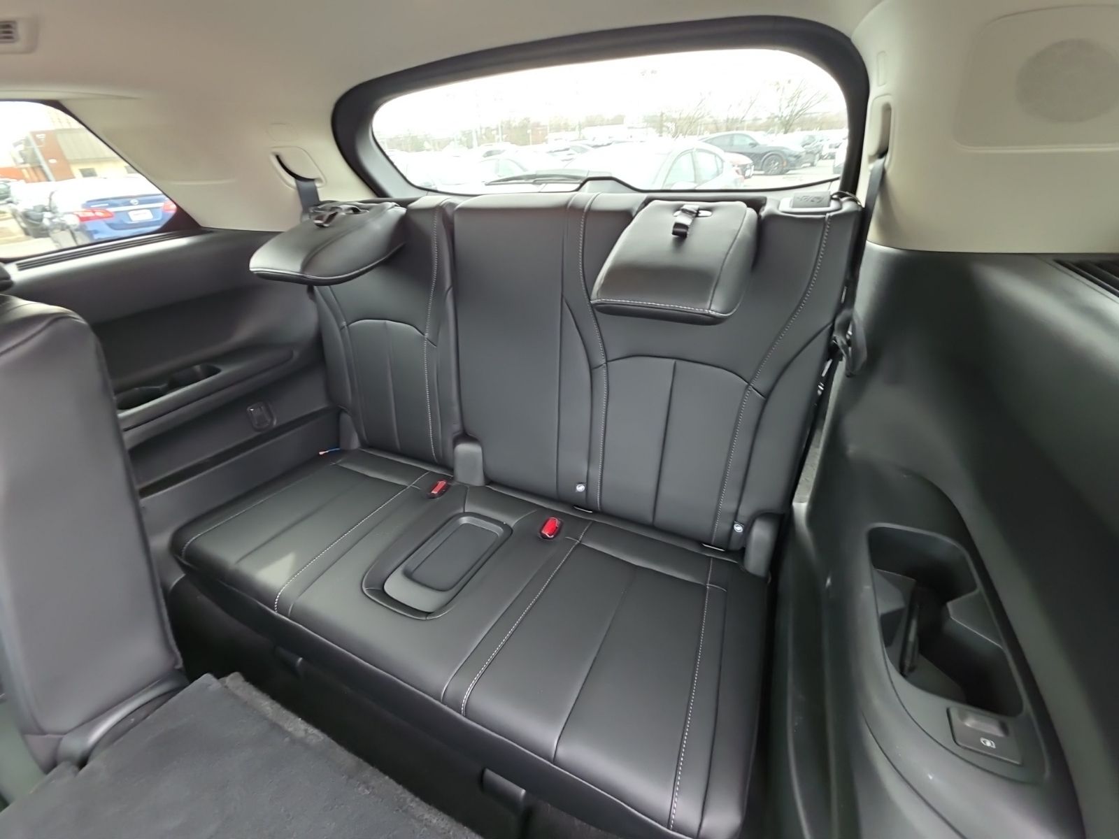 Used 2025 Black INFINITI Sensory image 37