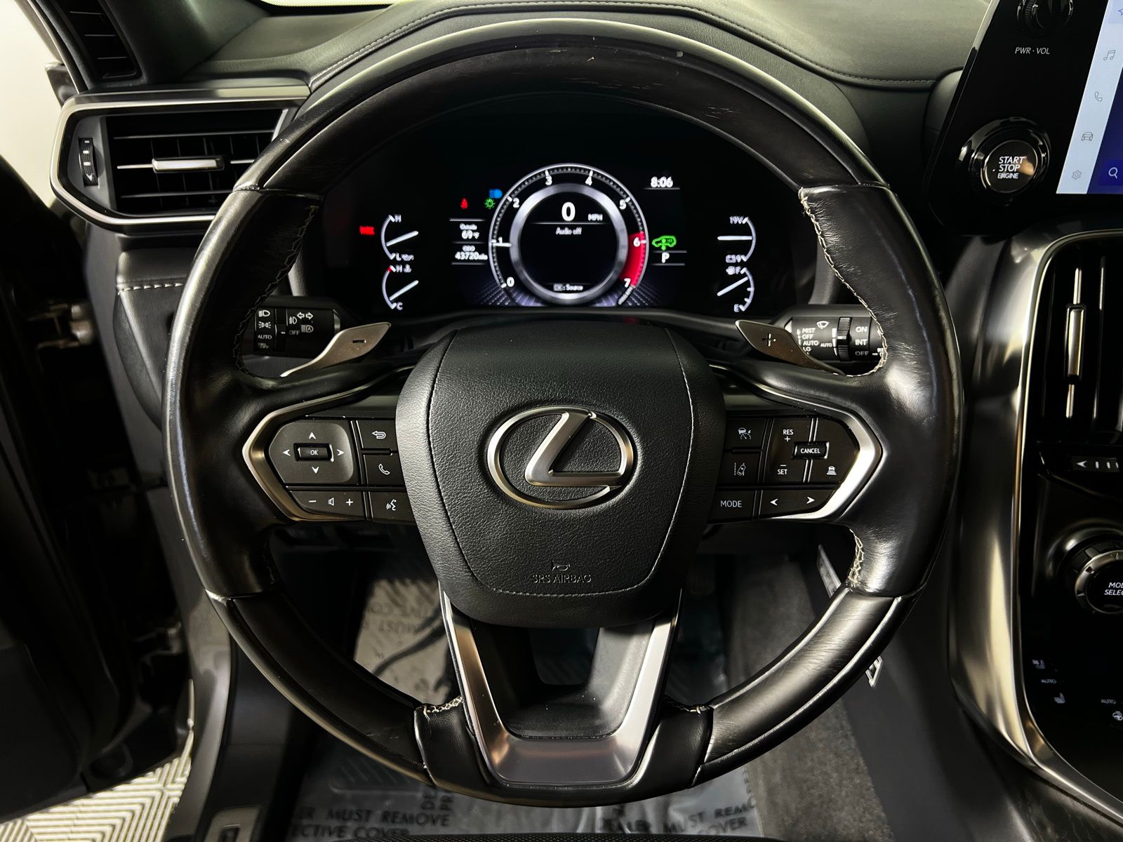 Thumbnail: 2024 Lexus LX - 16