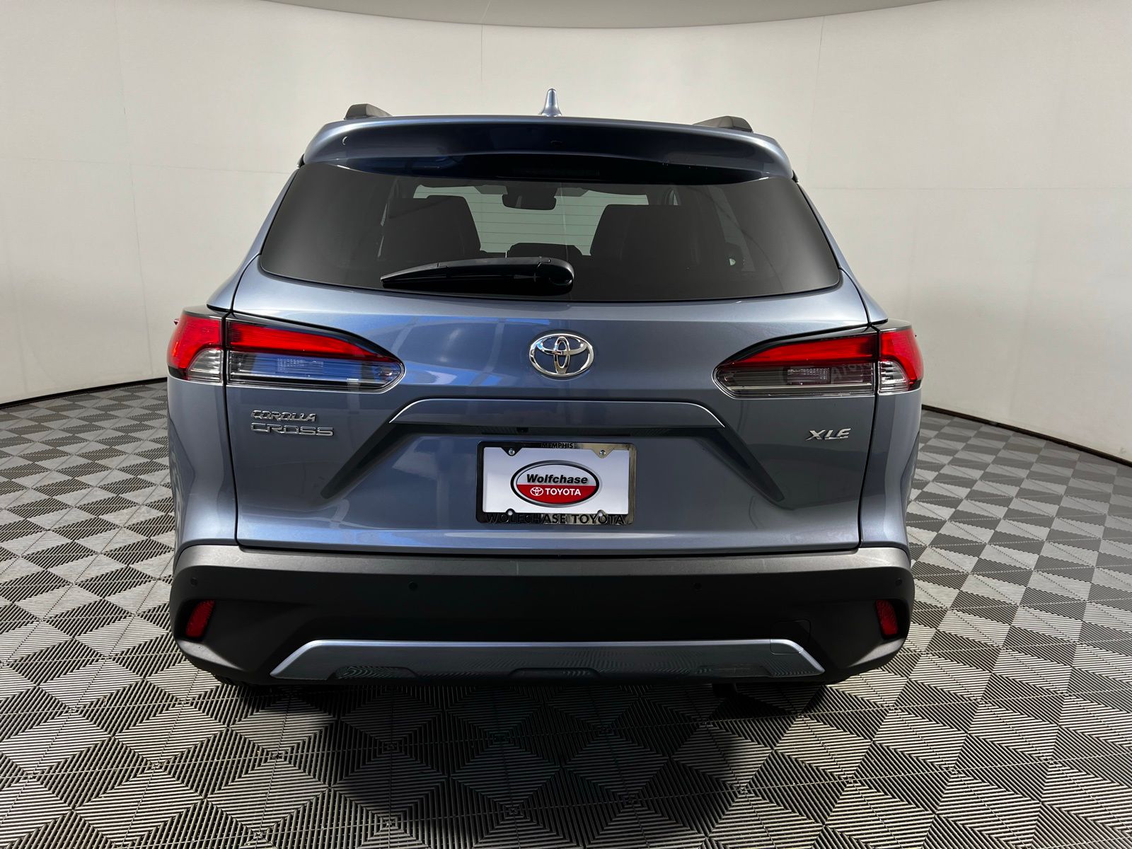 2023 Toyota Corolla Cross XLE 6