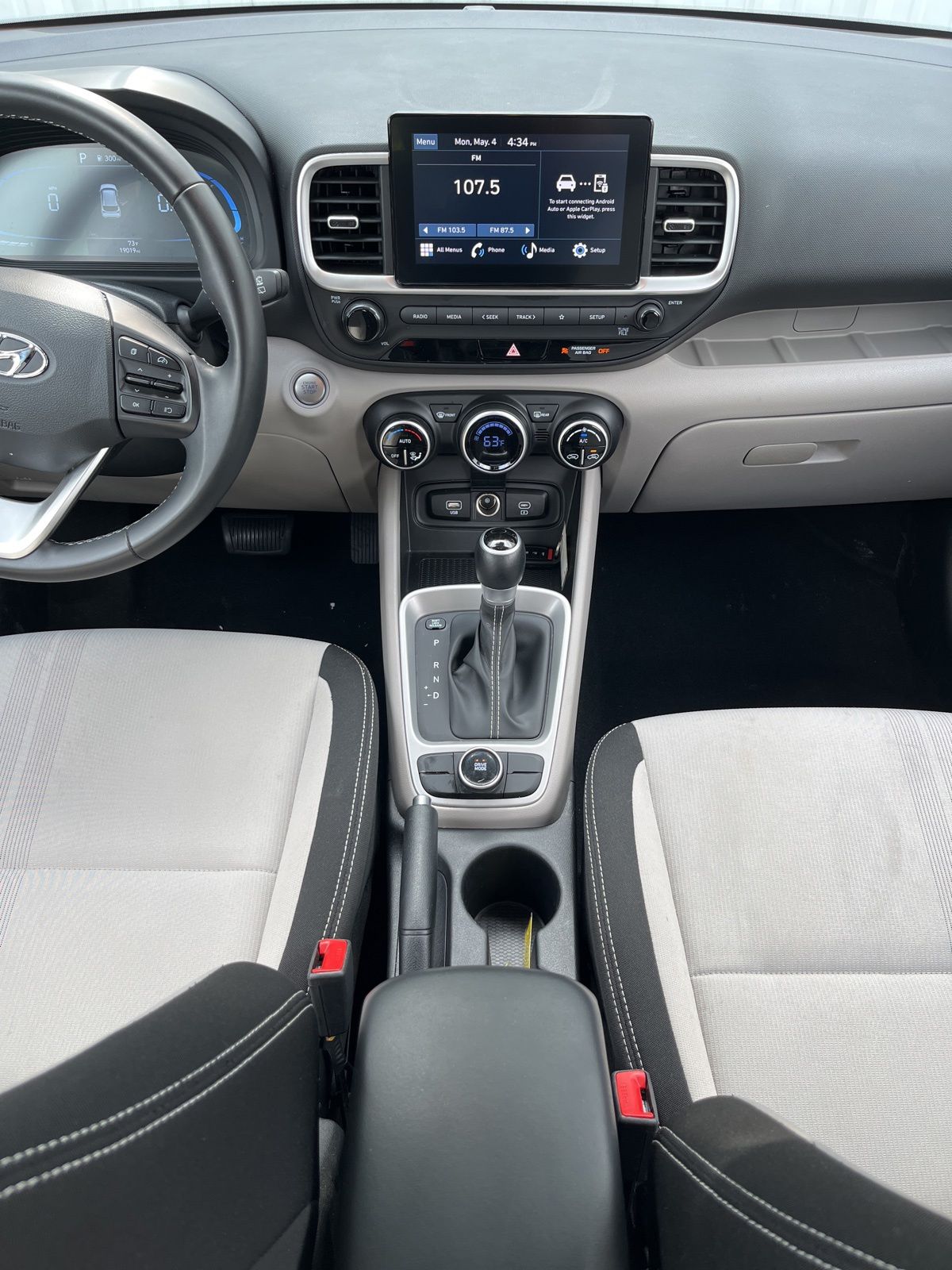 Used Car 2025 Hyundai Venue  Sel For Sale Under $20,000 In Austin, Texas