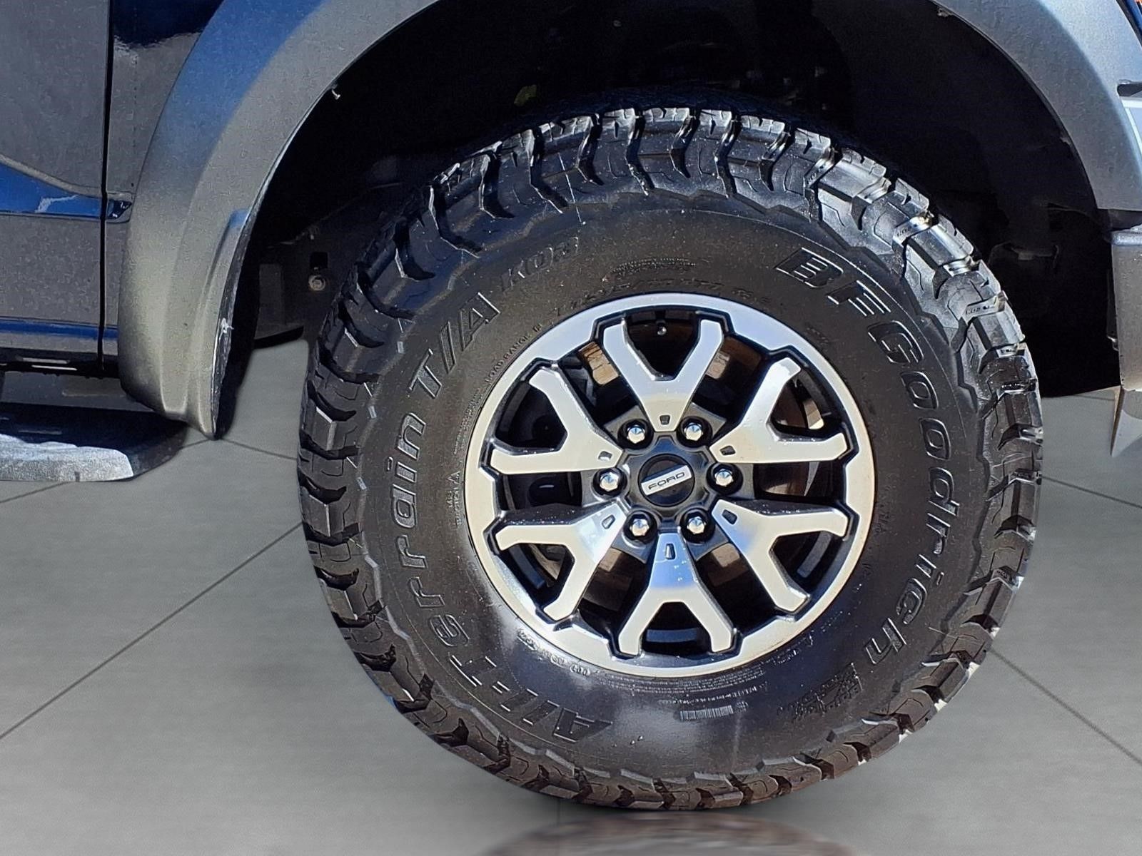 2023 Ford F-150 Raptor - 9