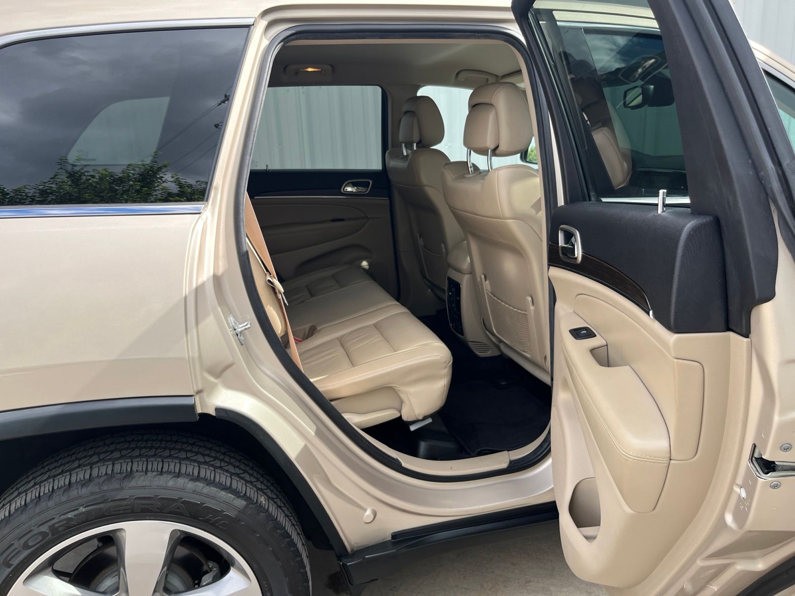 Used Car 2014 Jeep Grand Cherokee  Limited For Sale Under $15,000 In Austin, Texas