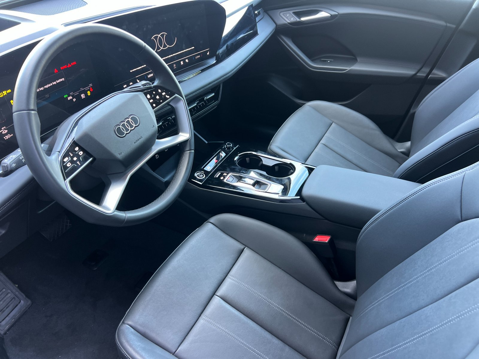 2025 Audi Q6 e-tron Premium Plus — foto completa 9 de 28
