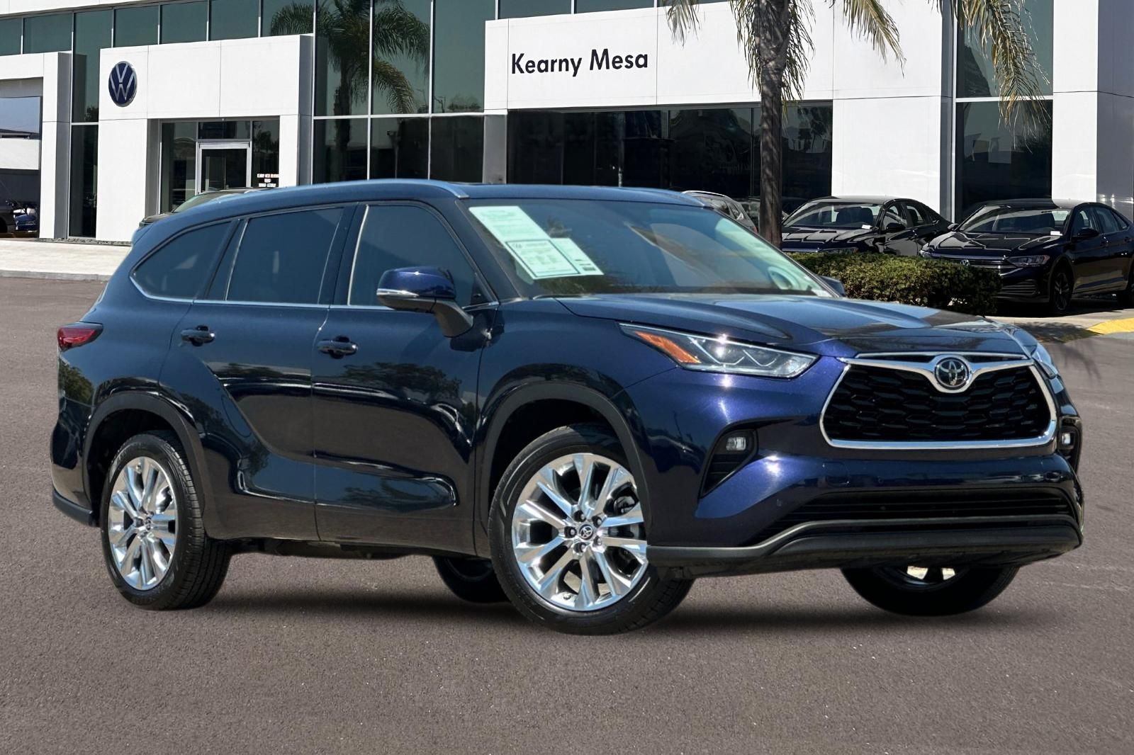 View vehicle photo 2