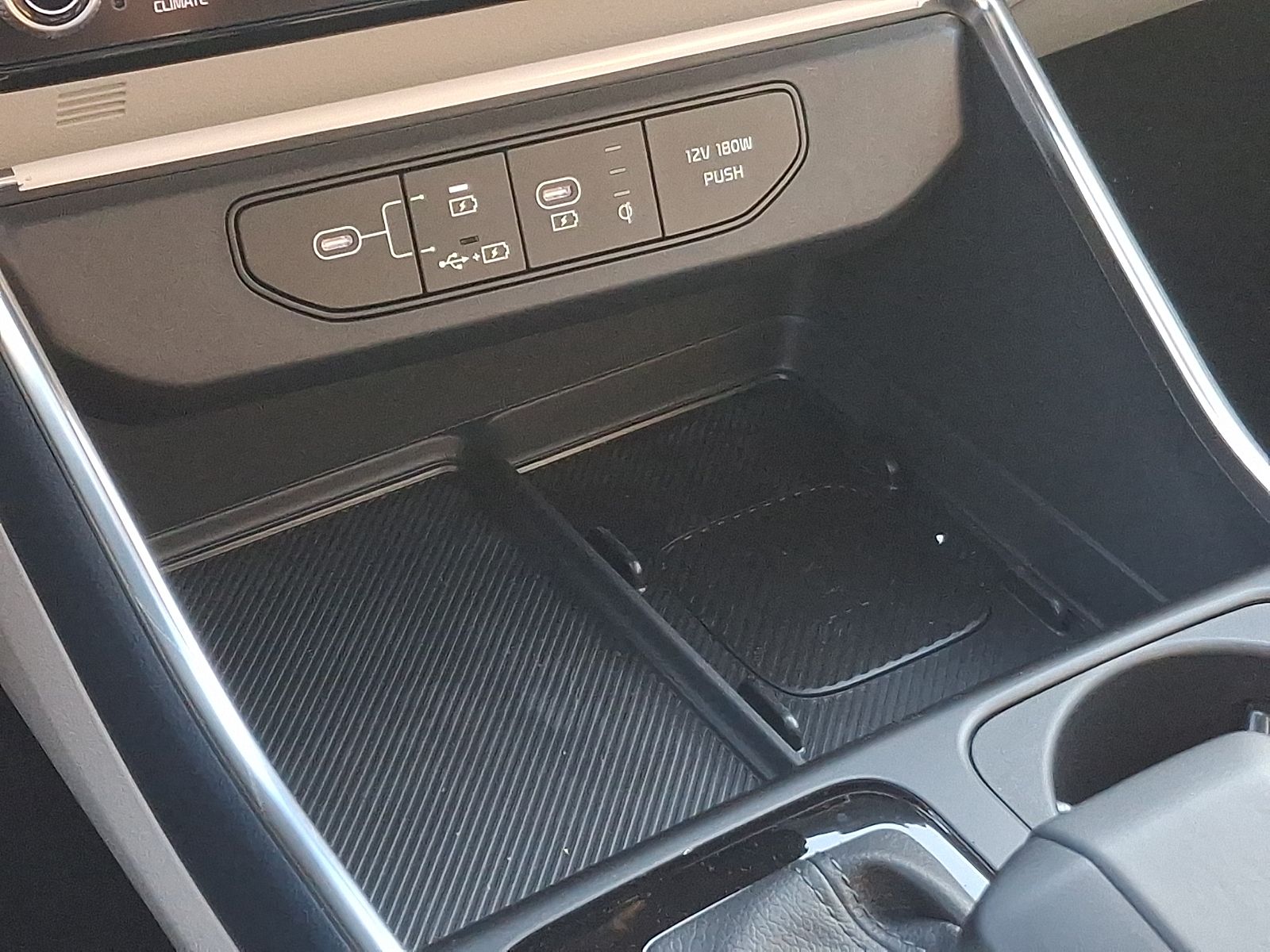 2025 Kia Carnival SX Prestige - Photo 21