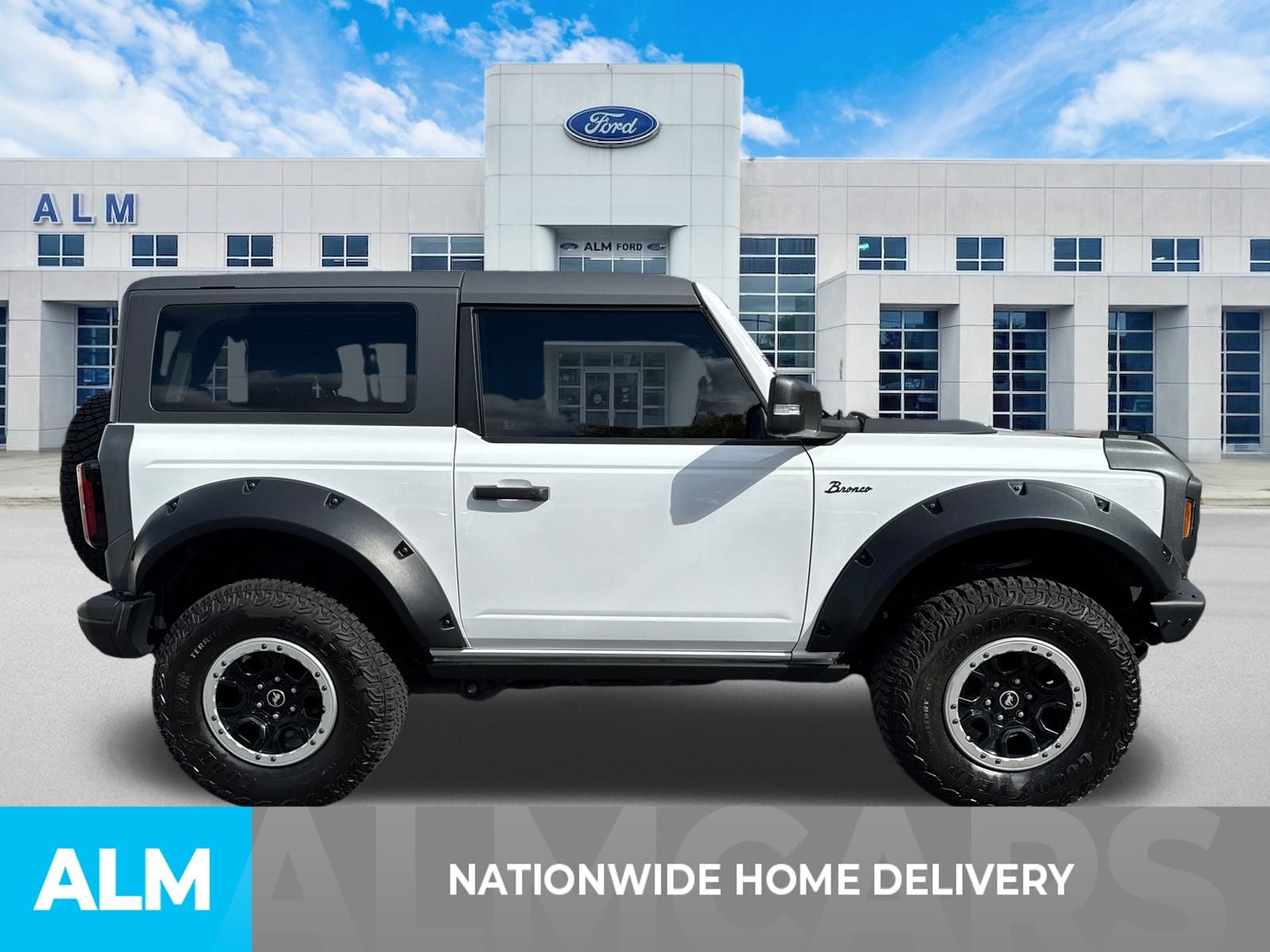 Used 2024 White Ford Badlands image 4