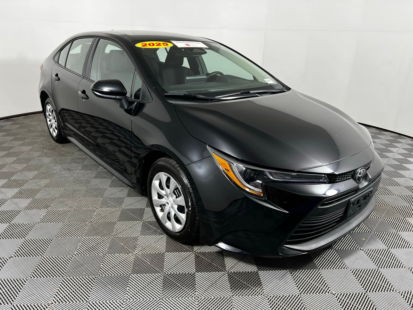 Thumbnail: 2025 Toyota Corolla - 3