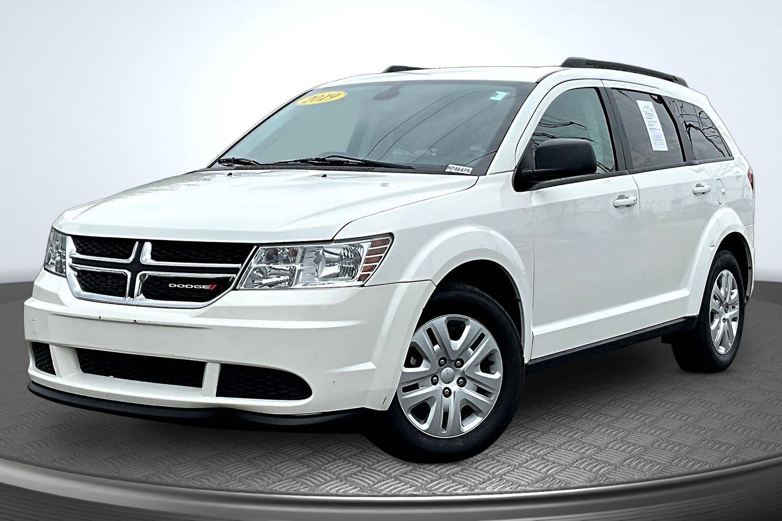 Vice White 2019 Dodge Journey SUV / Crossover  4-Speed Automatic