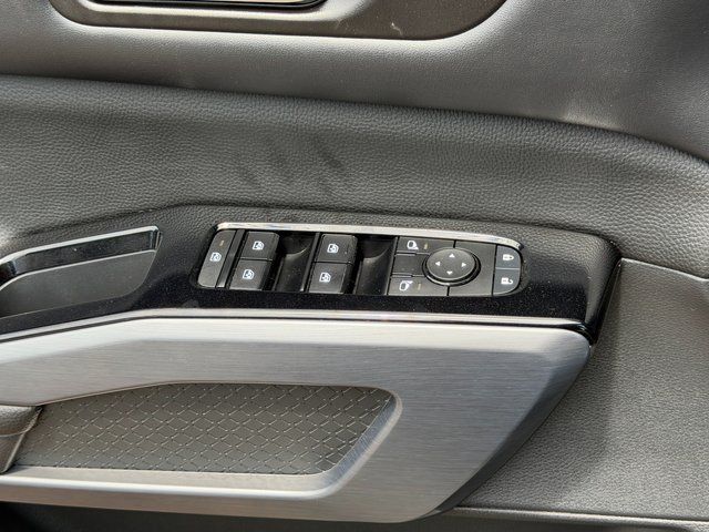 Used 2023 Black Nissan SL image 37