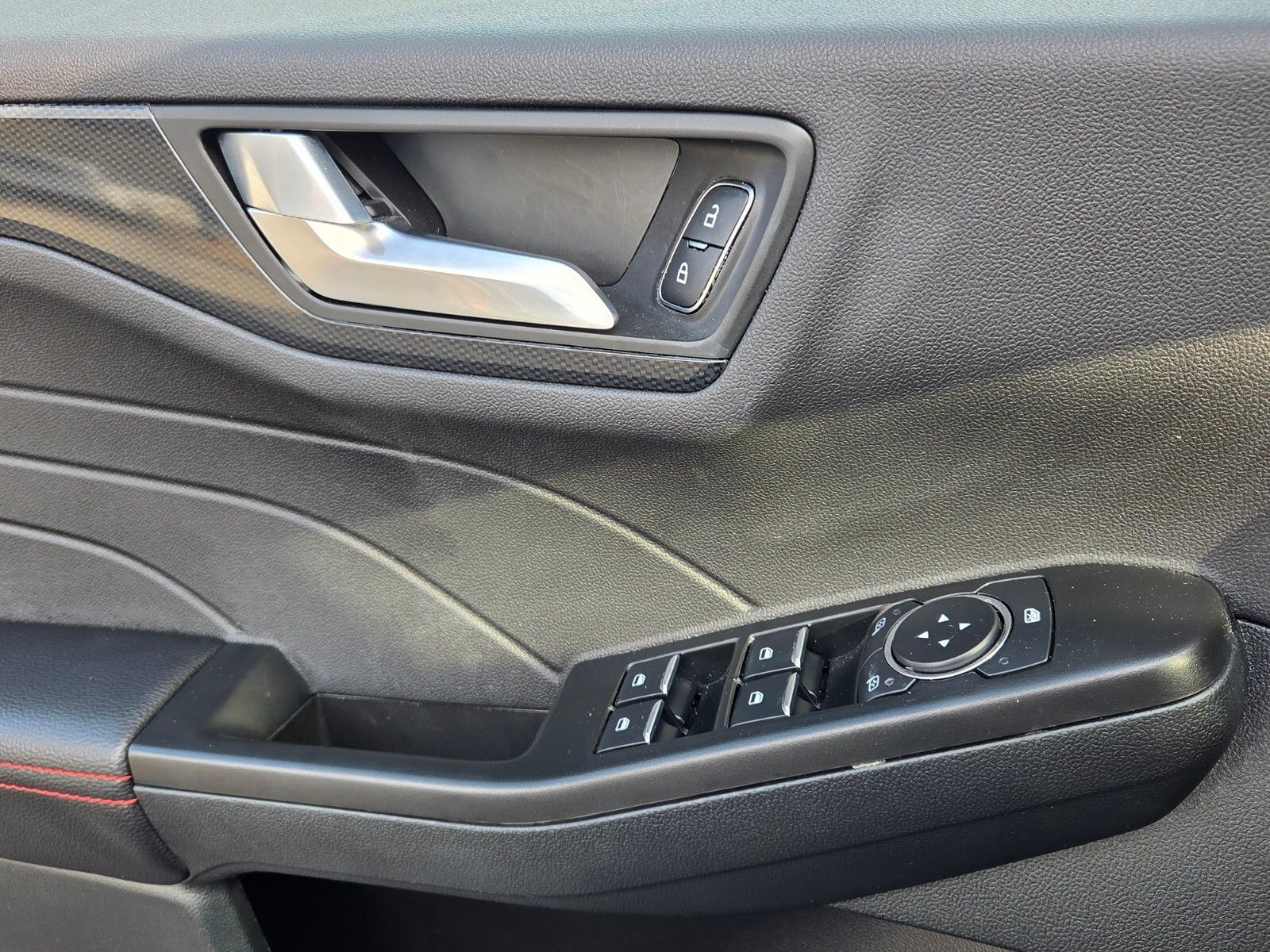 Used 2026 Silver Metallic Ford ST-Line image 29