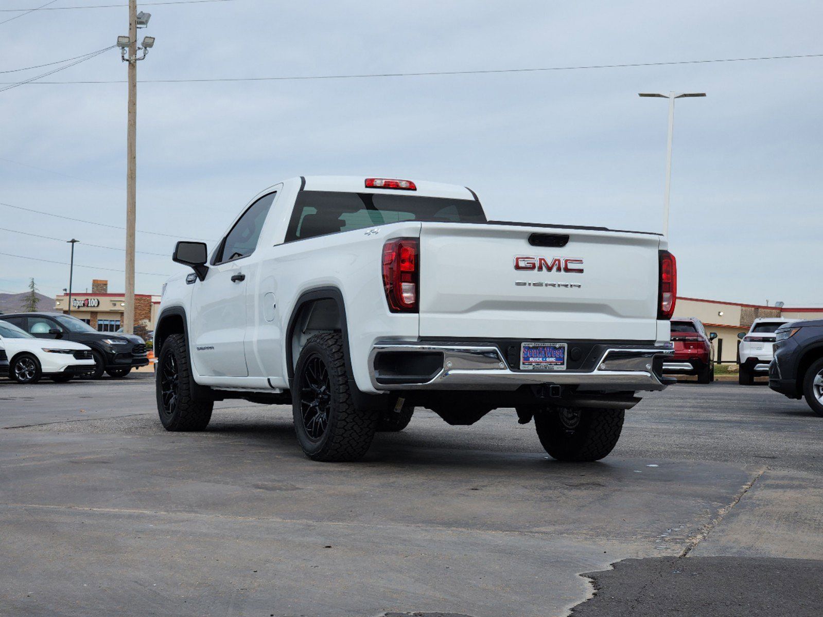 2024 GMC Sierra 1500 Pro 4