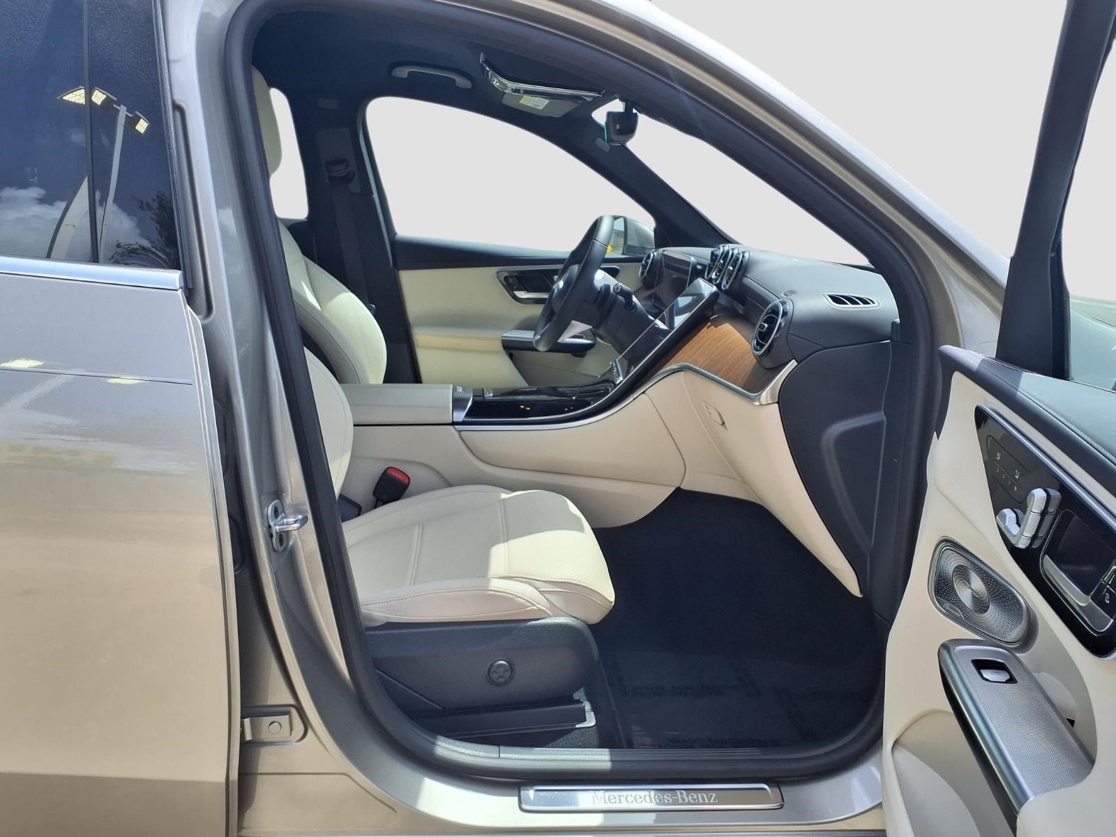 2024 Mercedes-Benz GLC GLC 300 - 11