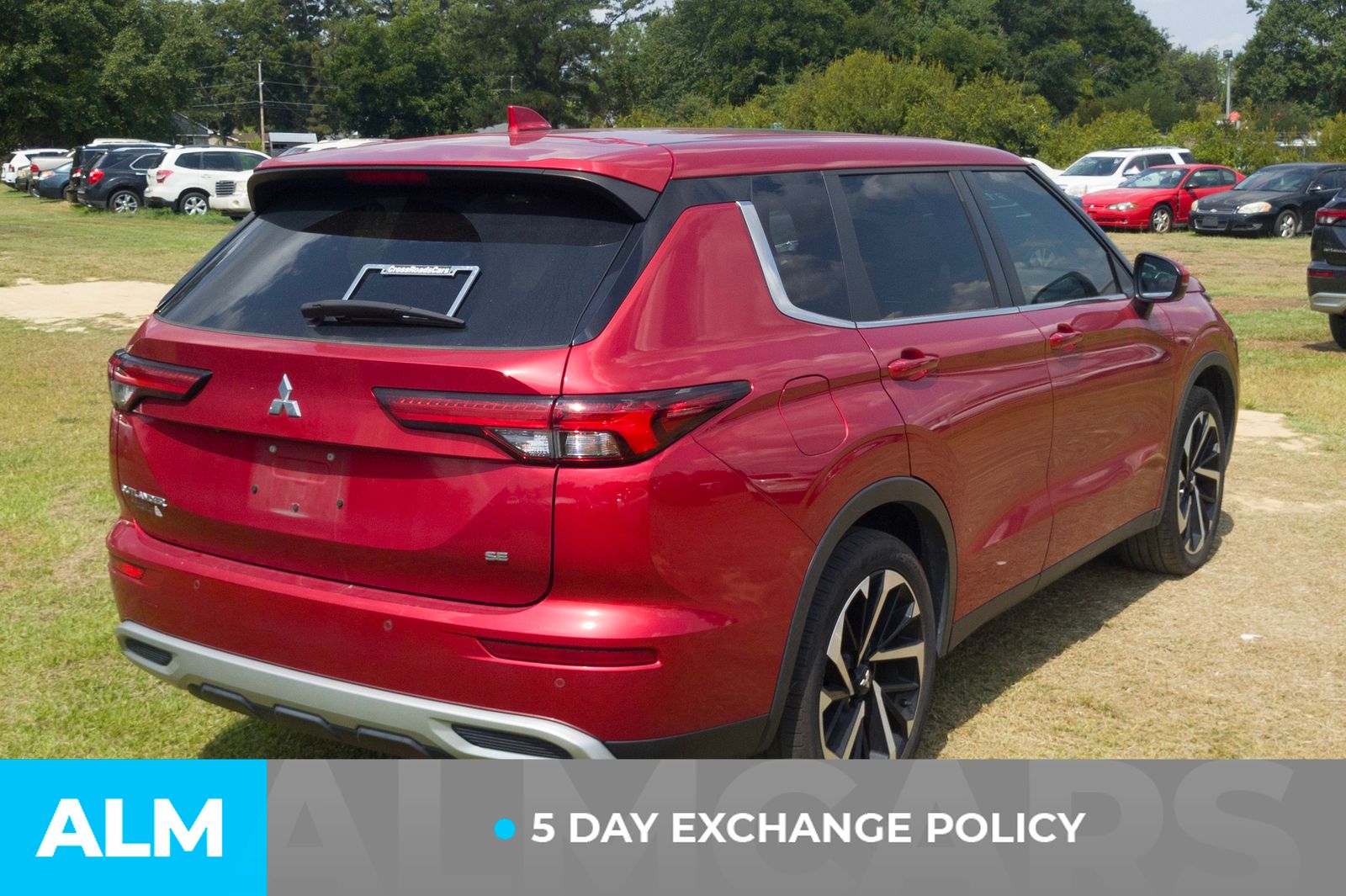 Used 2023 Red Diamond Mitsubishi SE image 3