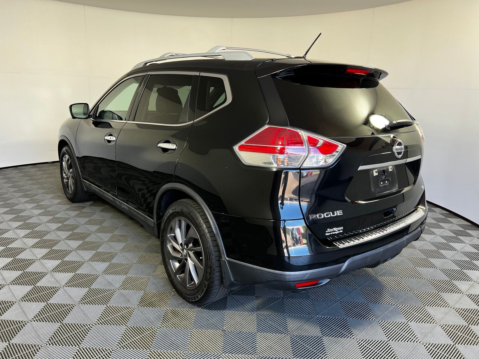 Thumbnail: 2016 Nissan Rogue - 7