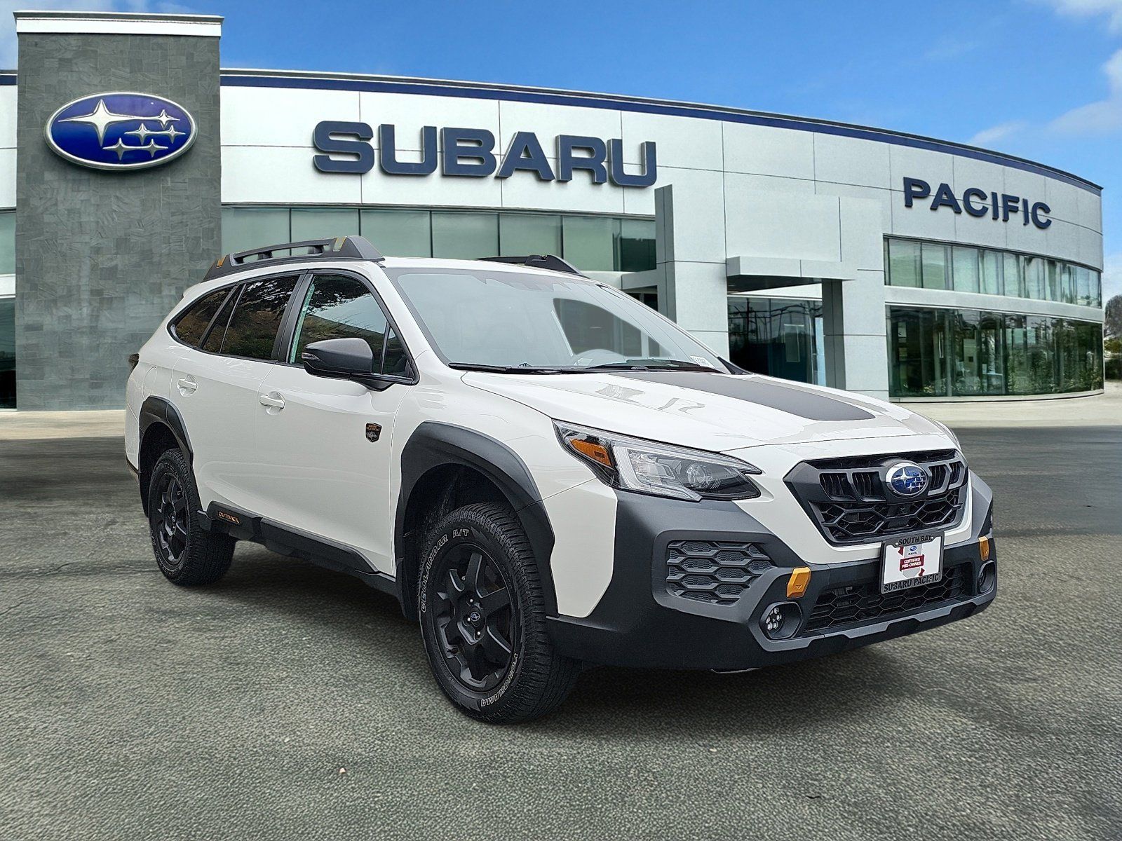 Crystal White Pearl 2024 Subaru Outback Wilderness AWD SUV / Crossover All-Wheel Drive Continuously Variable Transmission