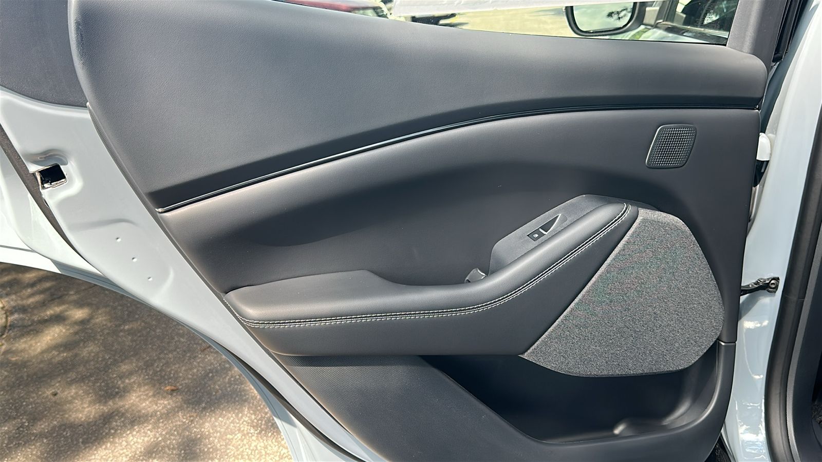 New 2026 Glacier Gray Metallic Tri-coat Ford Premium image 22
