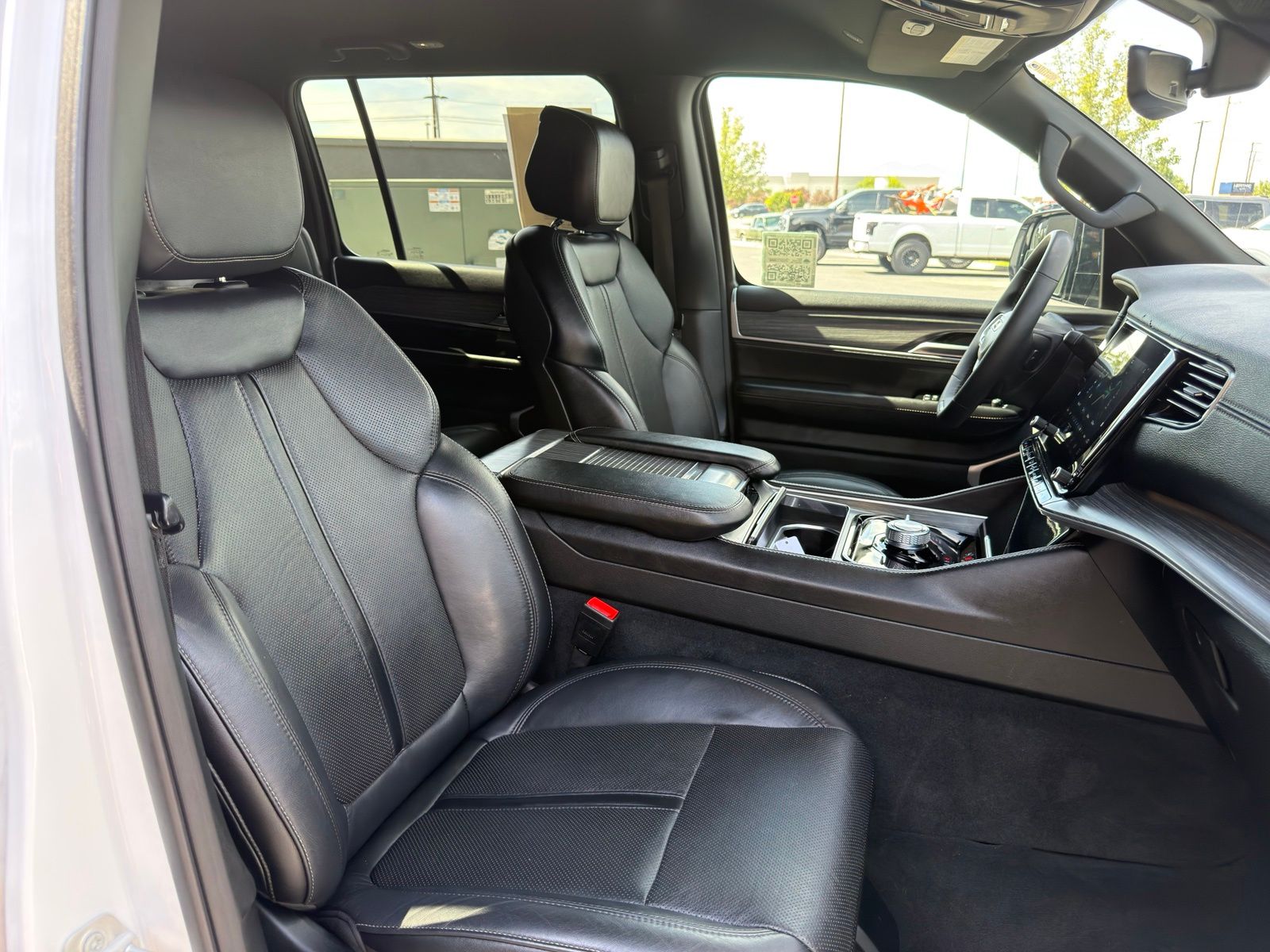 Used 2024 Jeep Wagoneer L SUV