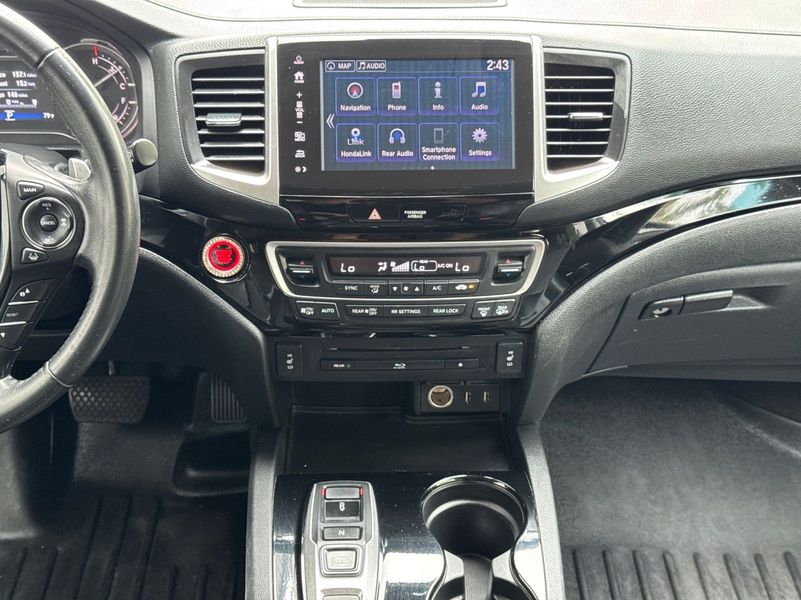 Used 2017 White Diamond Pearl Honda Touring image 31