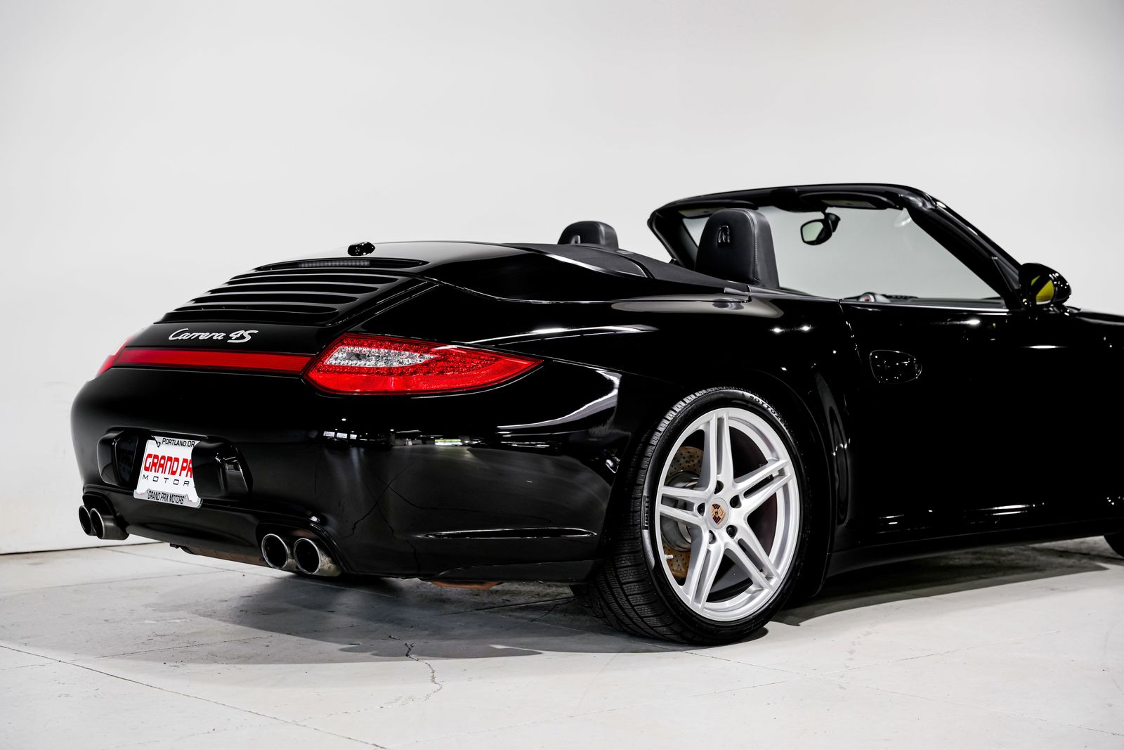 2010 Porsche 911 Carrera 4S — photo 33