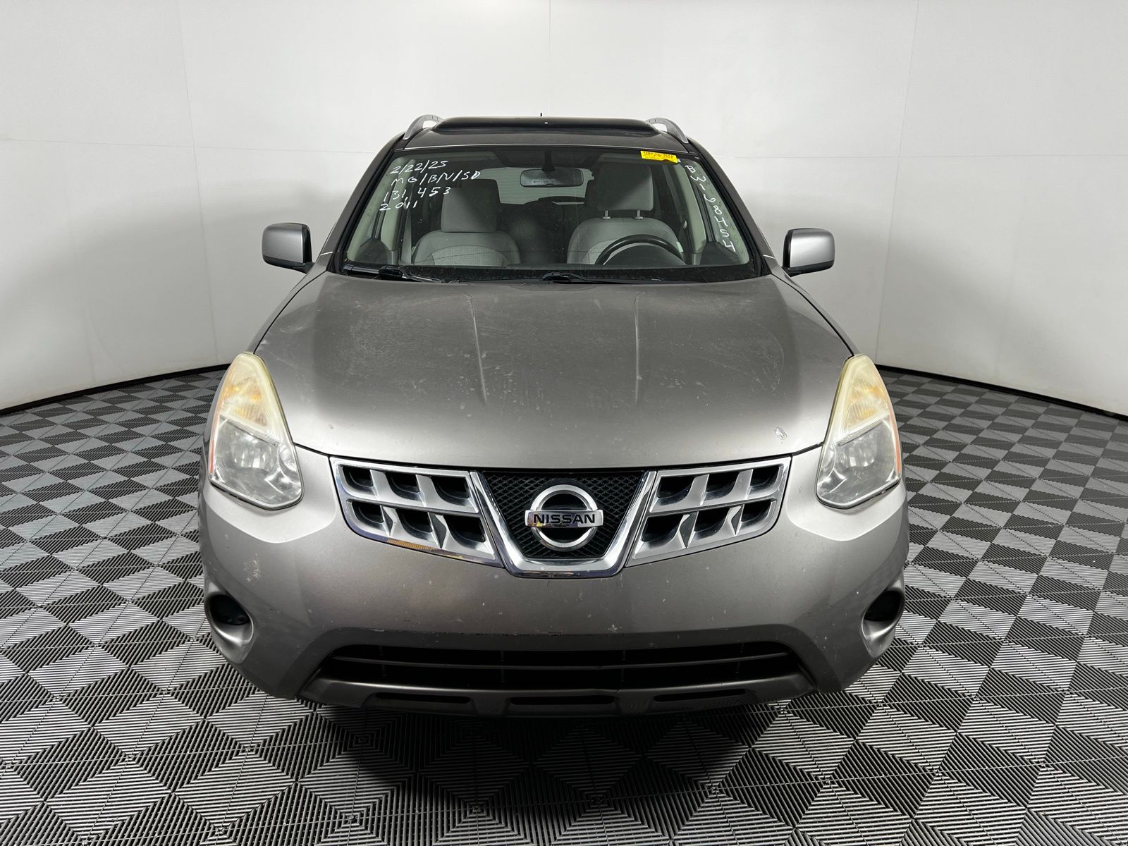 2011 Nissan Rogue SV 2