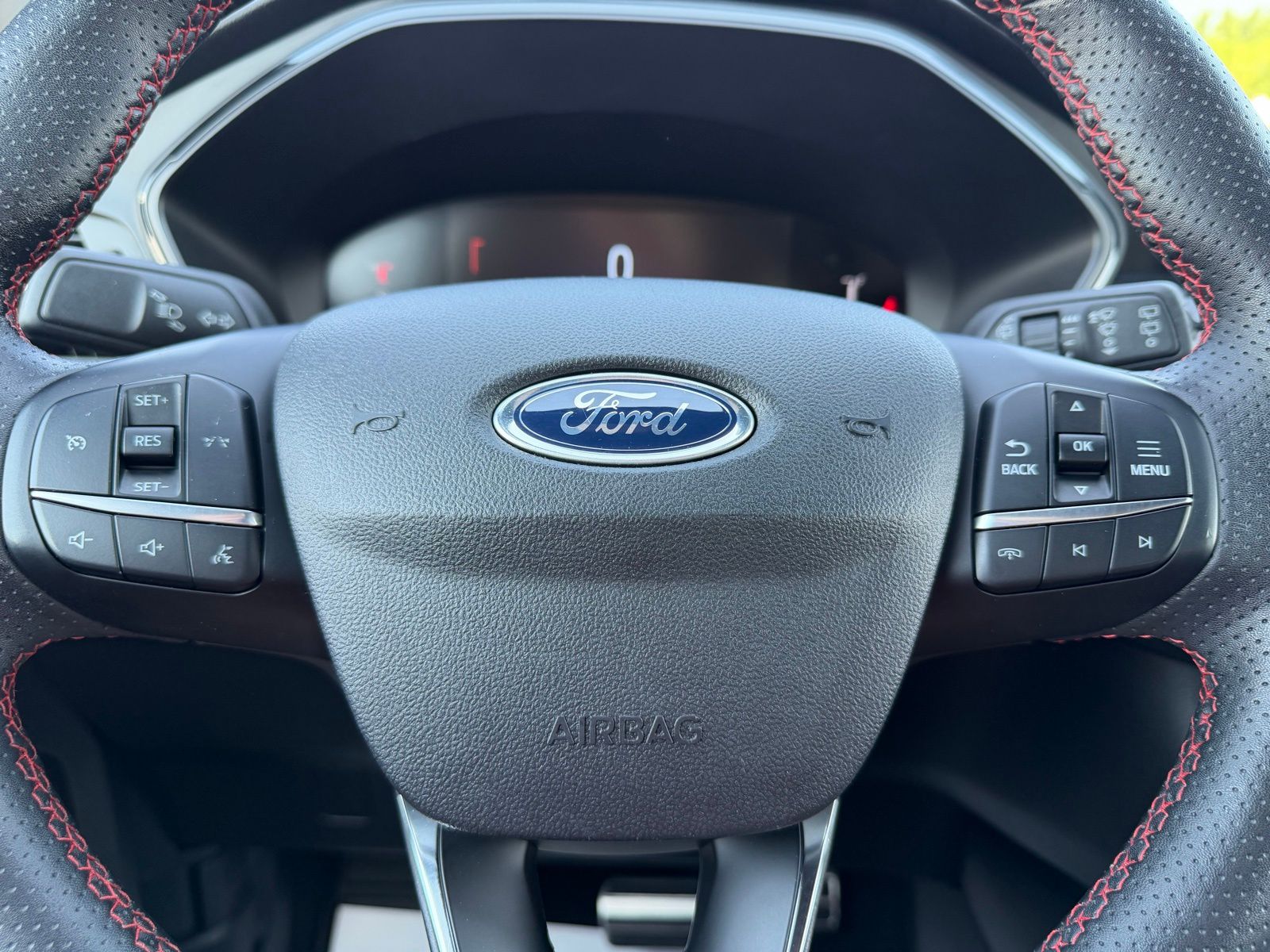 2024 Ford Escape image 20