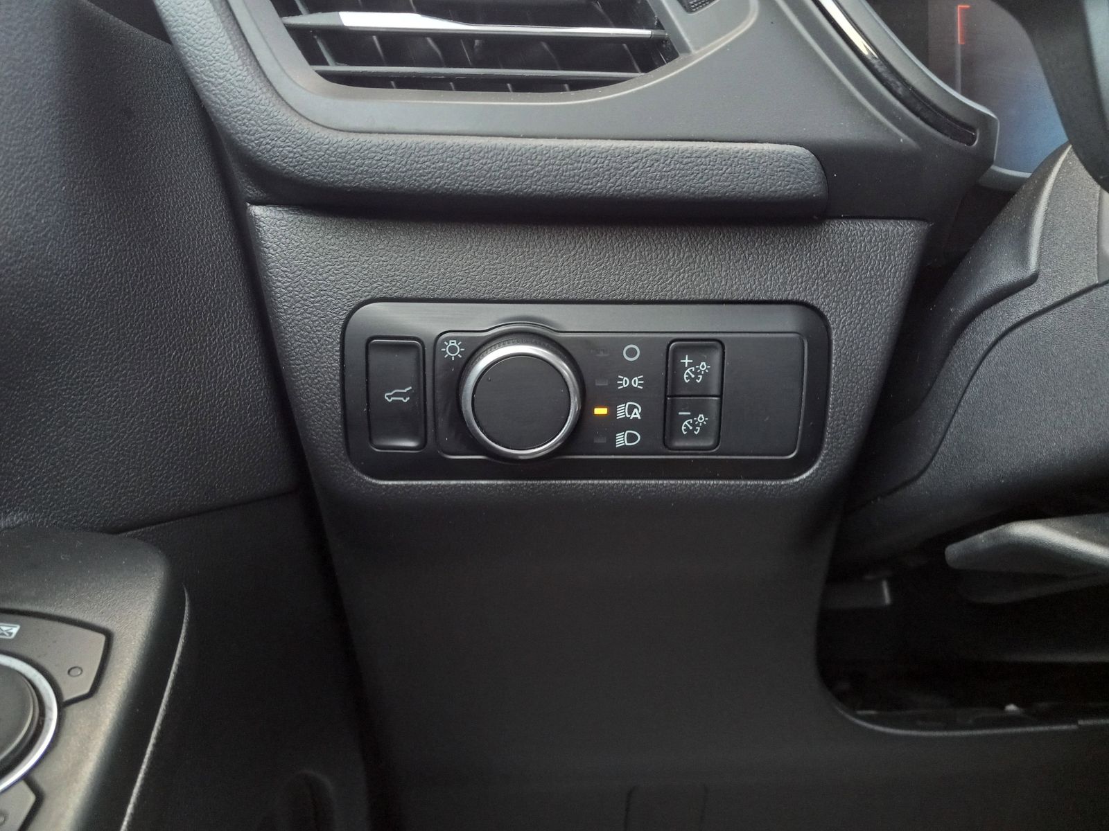 2024 Ford Escape image 25
