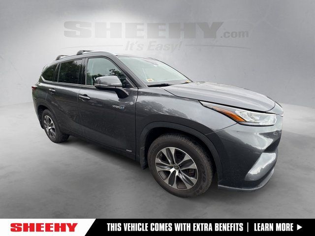 2020 Toyota Highlander Hybrid XLE