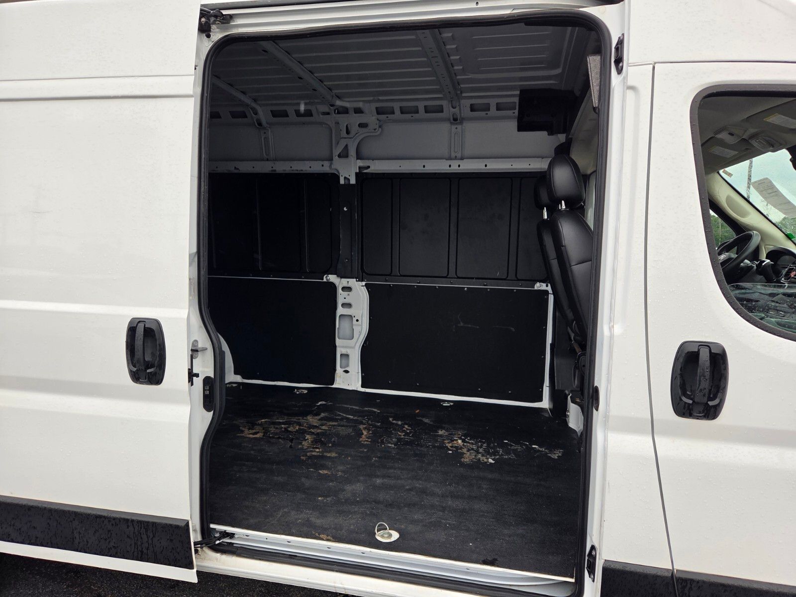 Used 2023 White Ram High Roof image 13