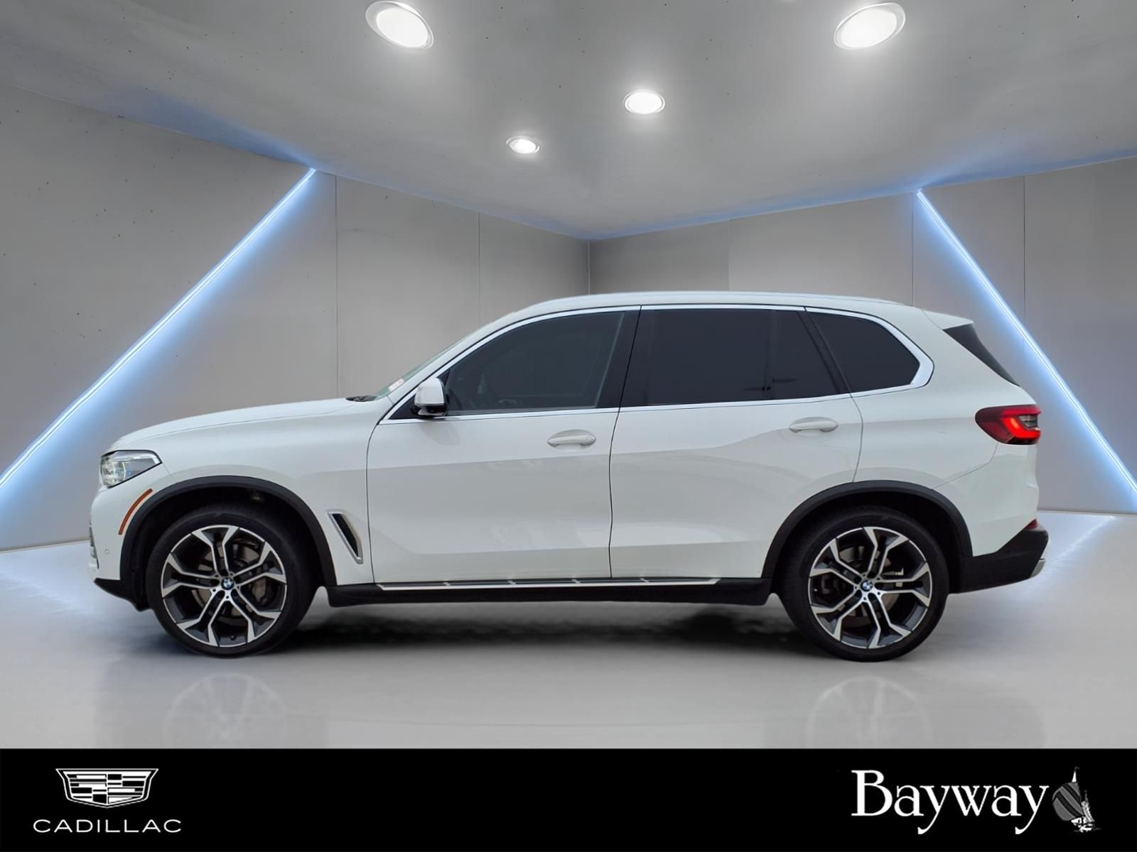 2023 BMW X5 sDrive40i White at Bayway Cadillac Southwest
