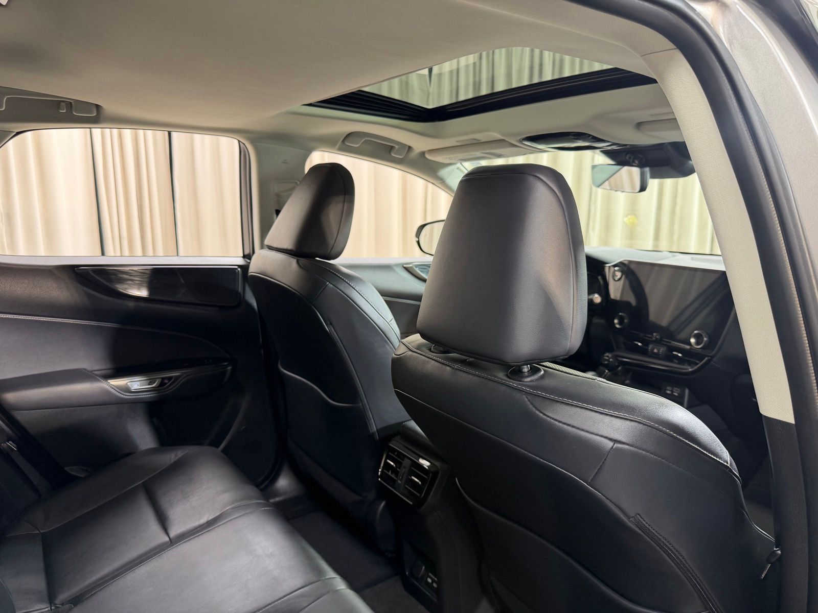 Used 2023 Silver Lexus 350h Premium image 50