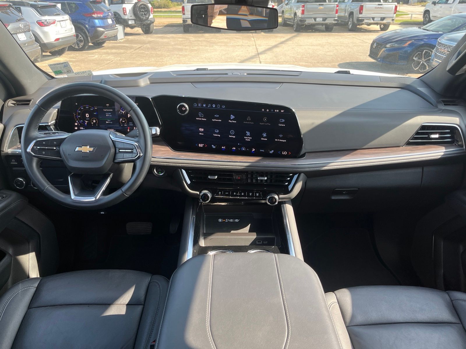2025 Chevrolet Tahoe LT - 8