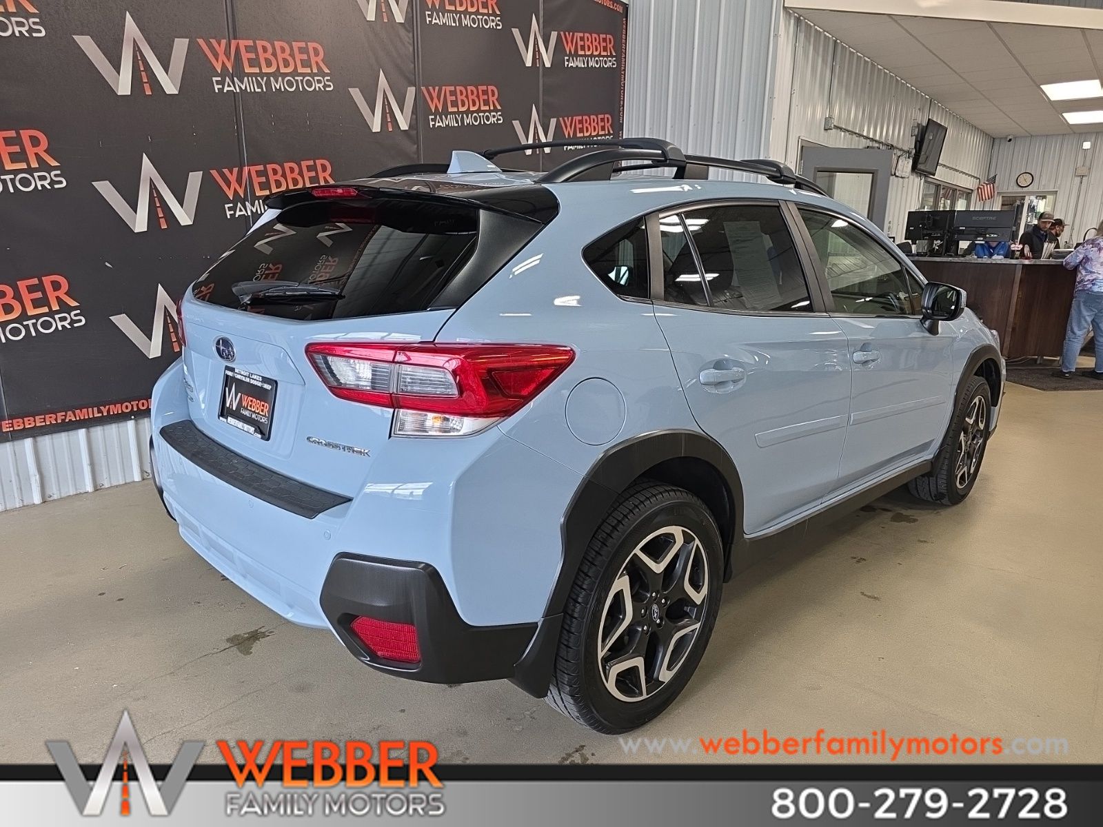 View vehicle photo 5
