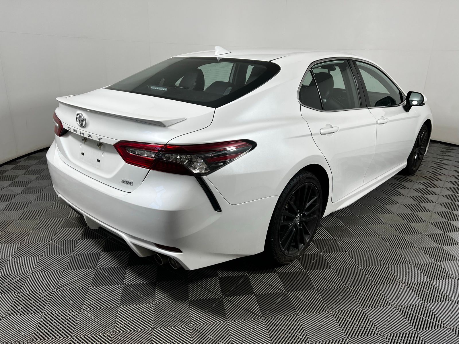 2019 Toyota Camry XSE 5