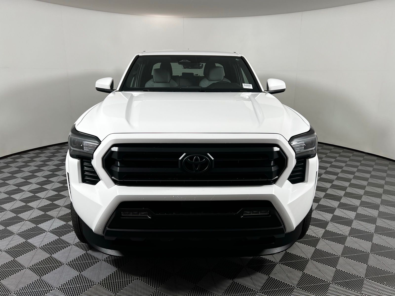 Thumbnail: 2025 Toyota Tacoma - 2