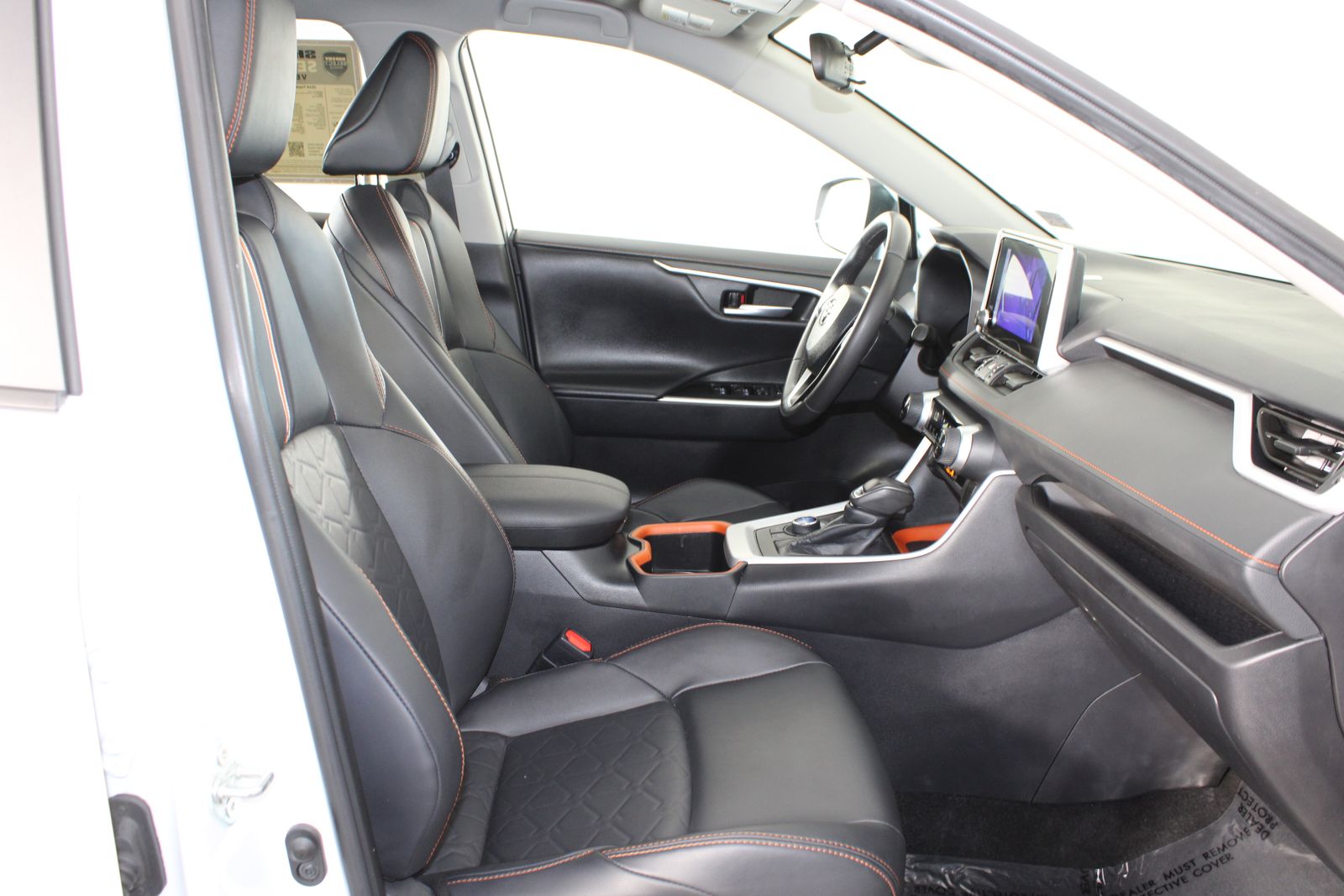 Used 2024 White Toyota Adventure image 14