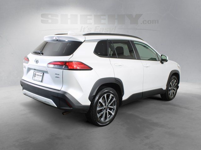 Used 2022 Beige Toyota XLE image 12