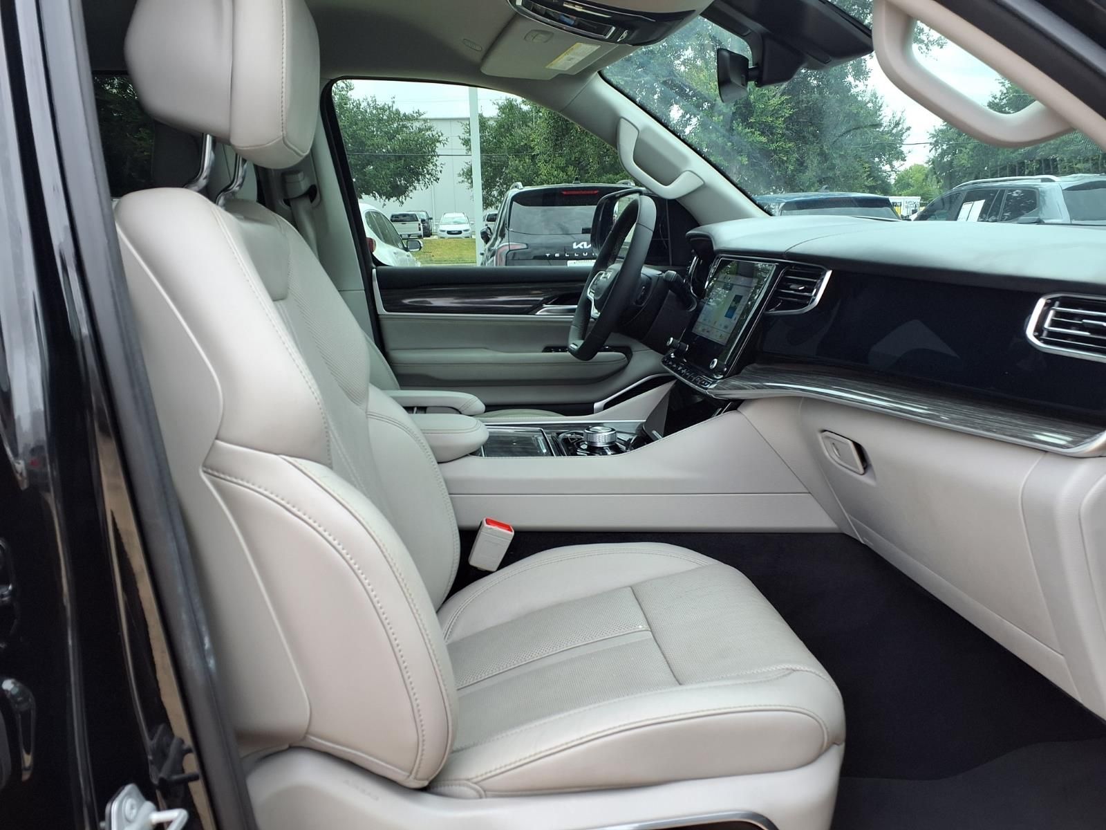 2022 Jeep Wagoneer Series III Black at Victoria Chrysler Dodge Jeep Ram
