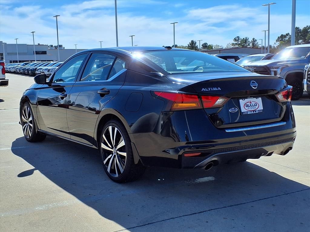 2021 Nissan Altima 2.5 SR Black at Emmons Autoplex
