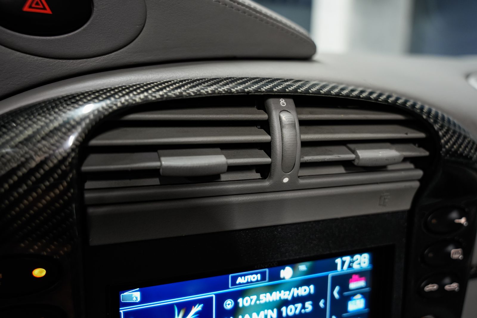 2004 Porsche 911 Turbo — photo 13
