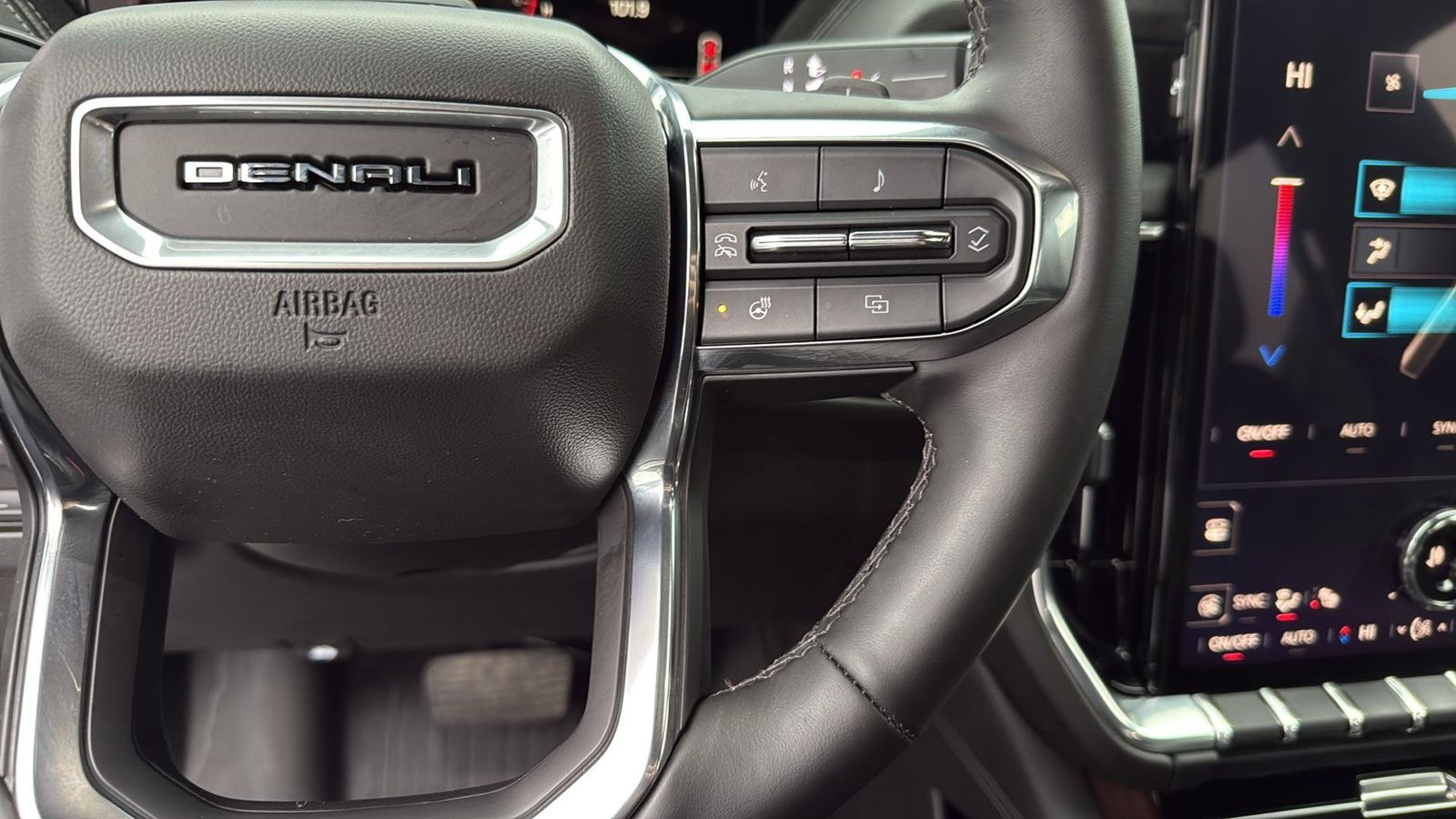 Used Car 2025 Gmc Yukon  Denali For Sale Under $80,000 In Austin, Texas