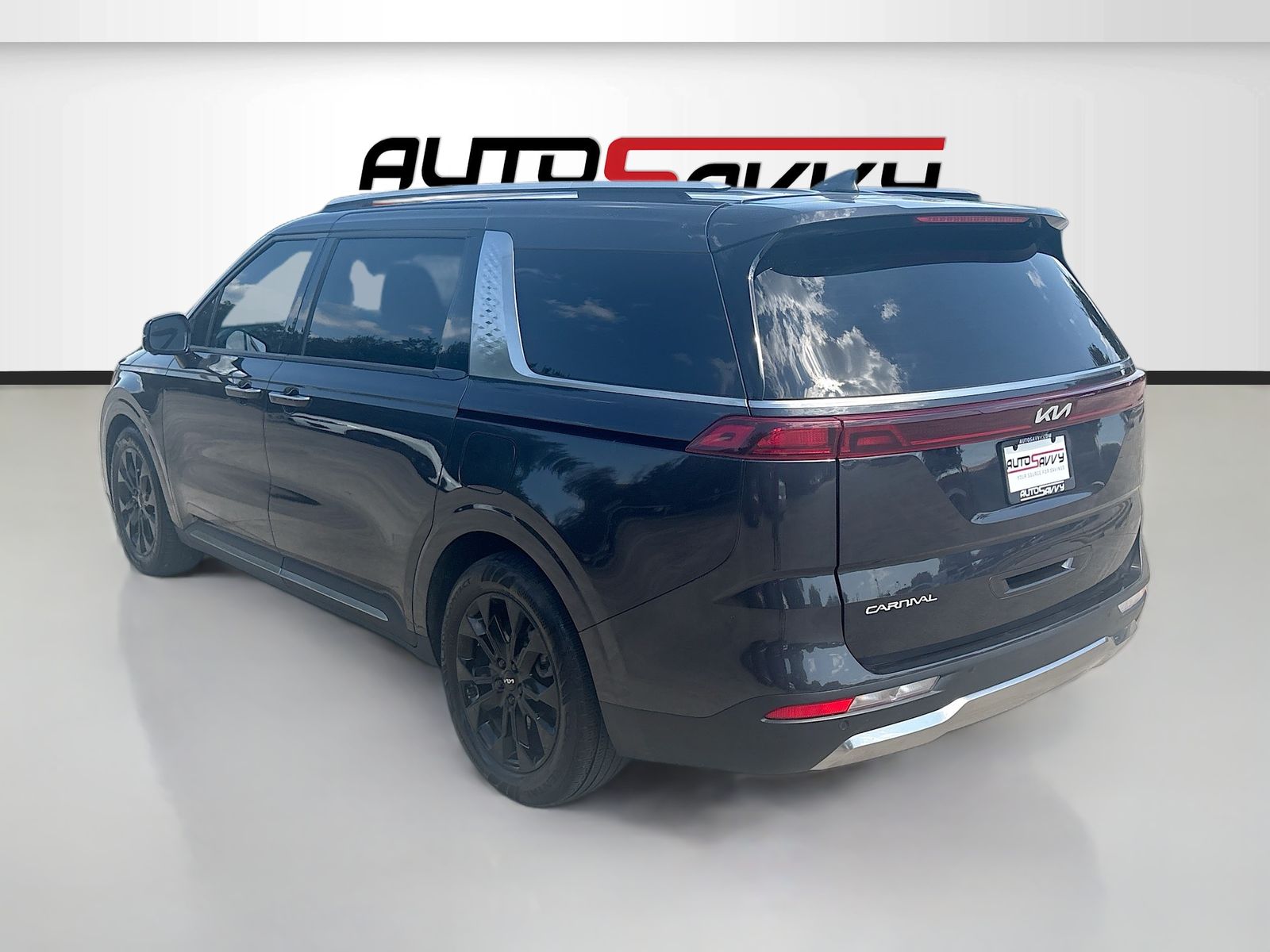 Used 2024 Gray Kia SX image 5