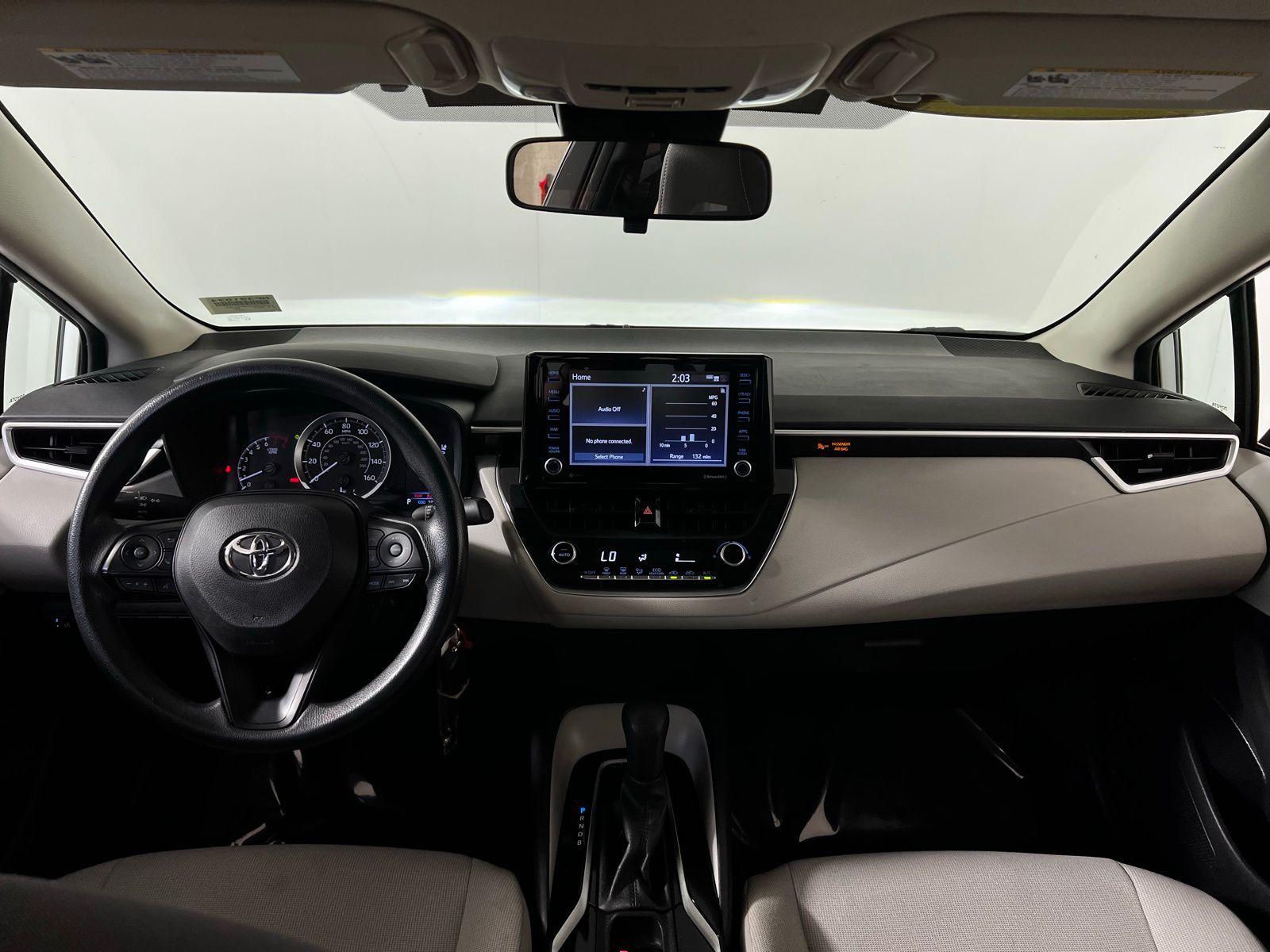 2022 Toyota Corolla LE 18